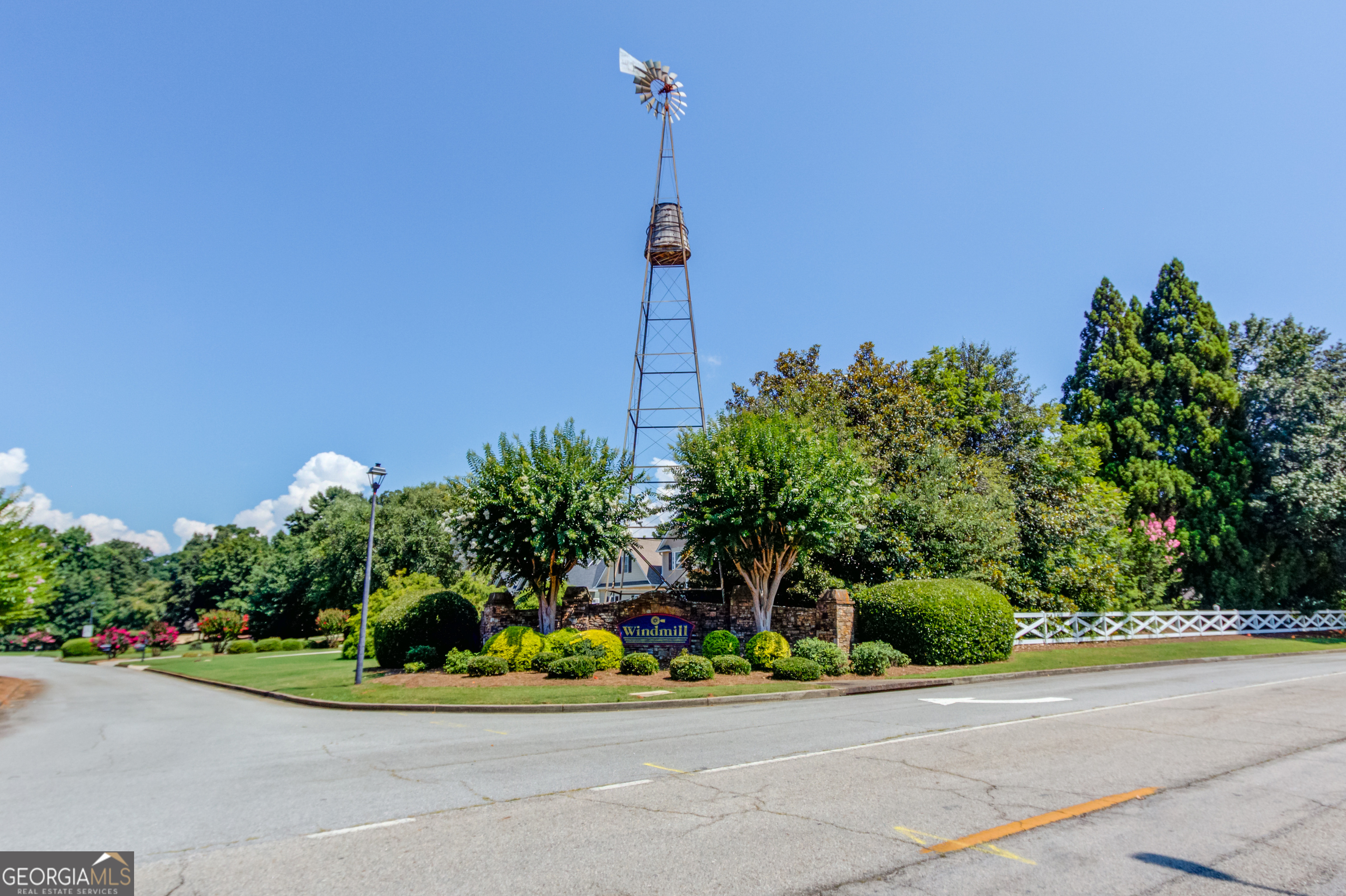 6560 Pond View Court