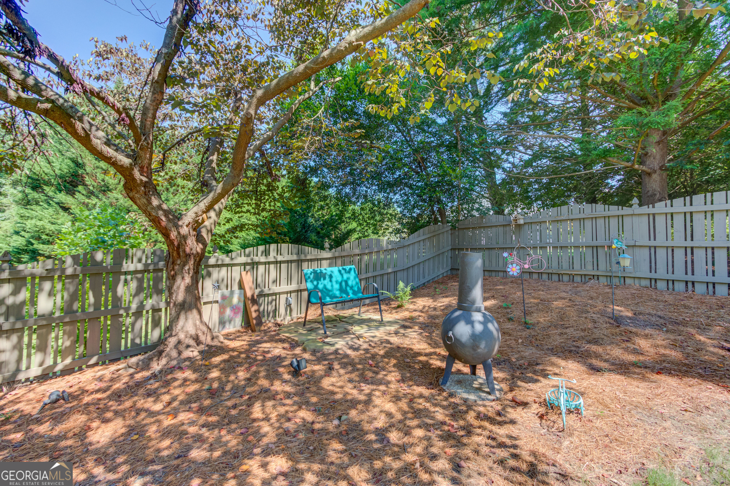 6560 Pond View Court