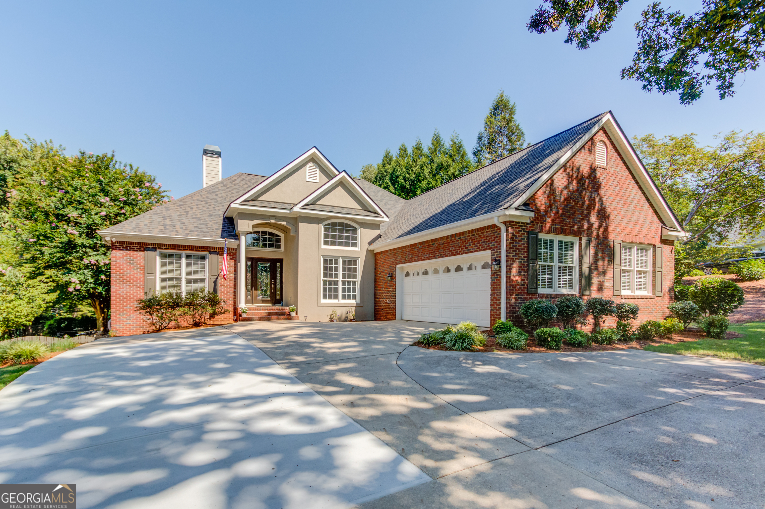 6560 Pond View Court