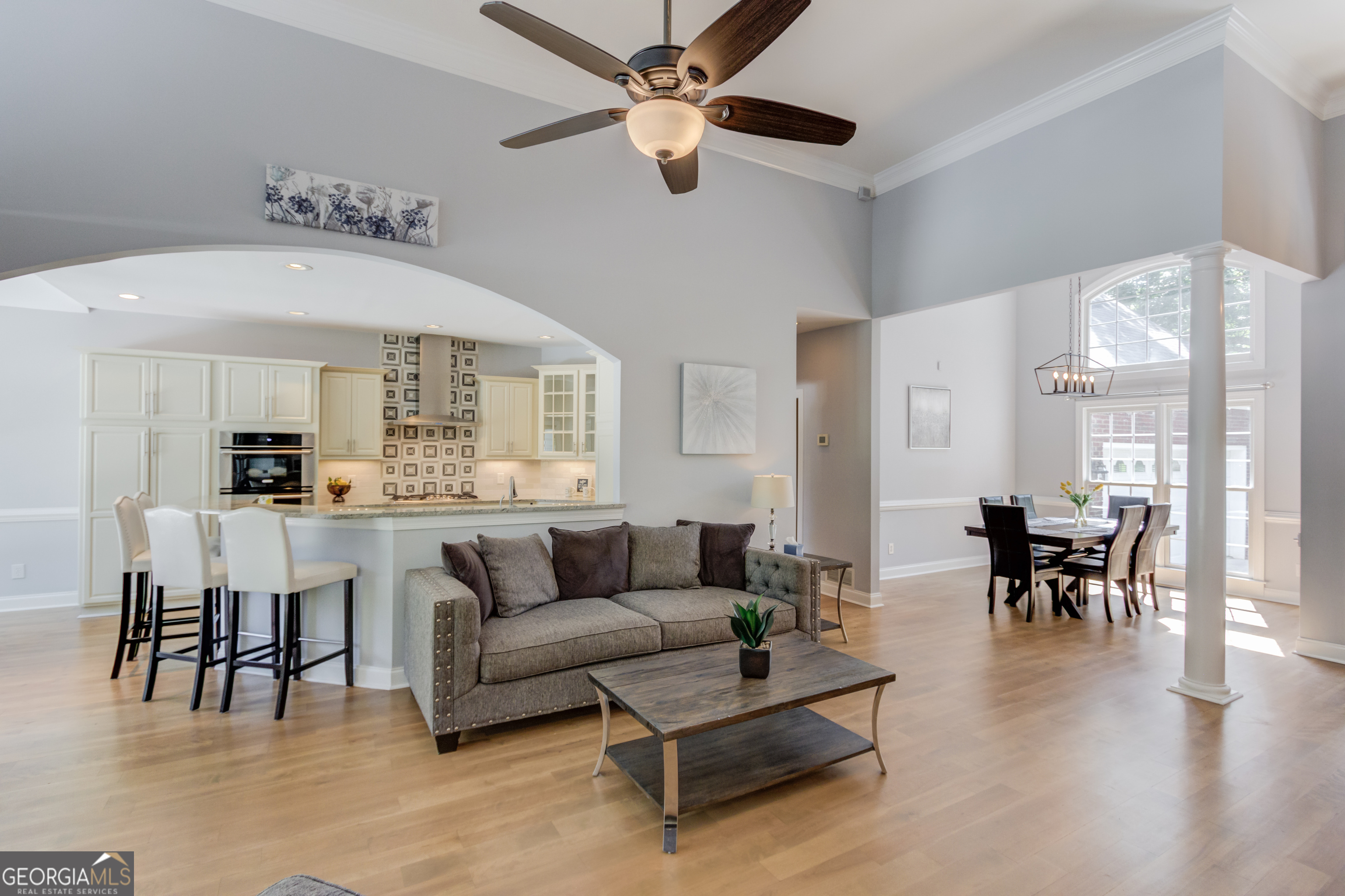 6560 Pond View Court