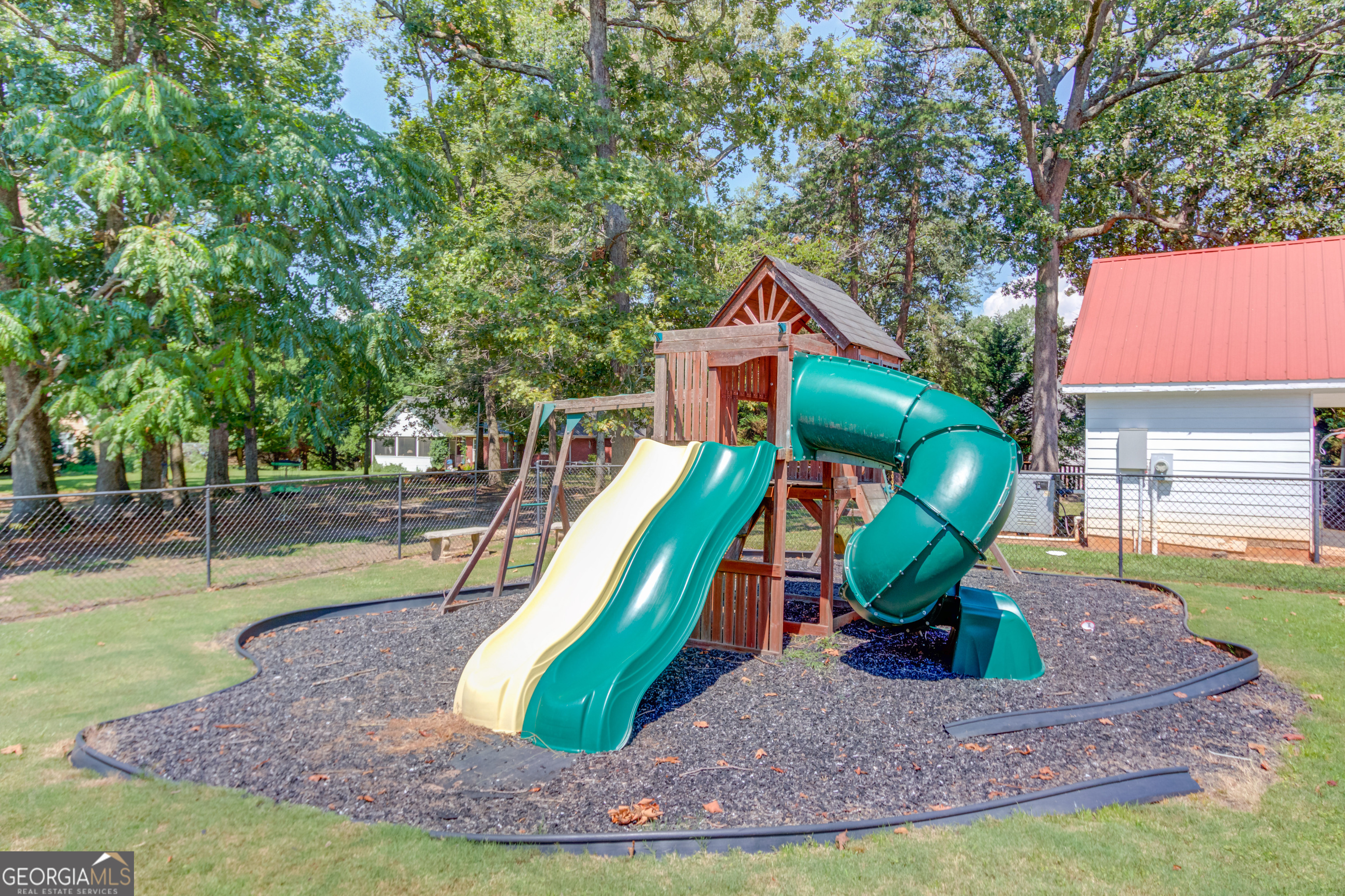 6560 Pond View Court