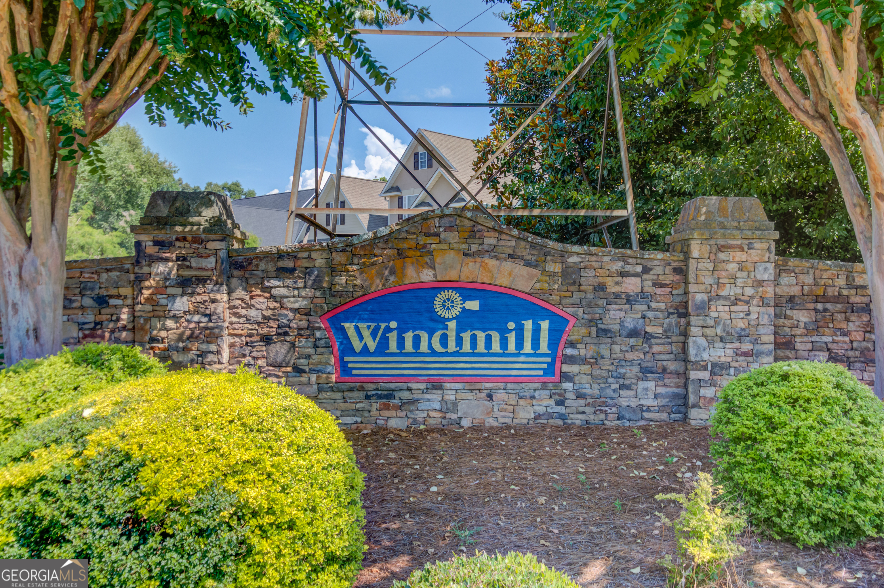 6560 Pond View Court