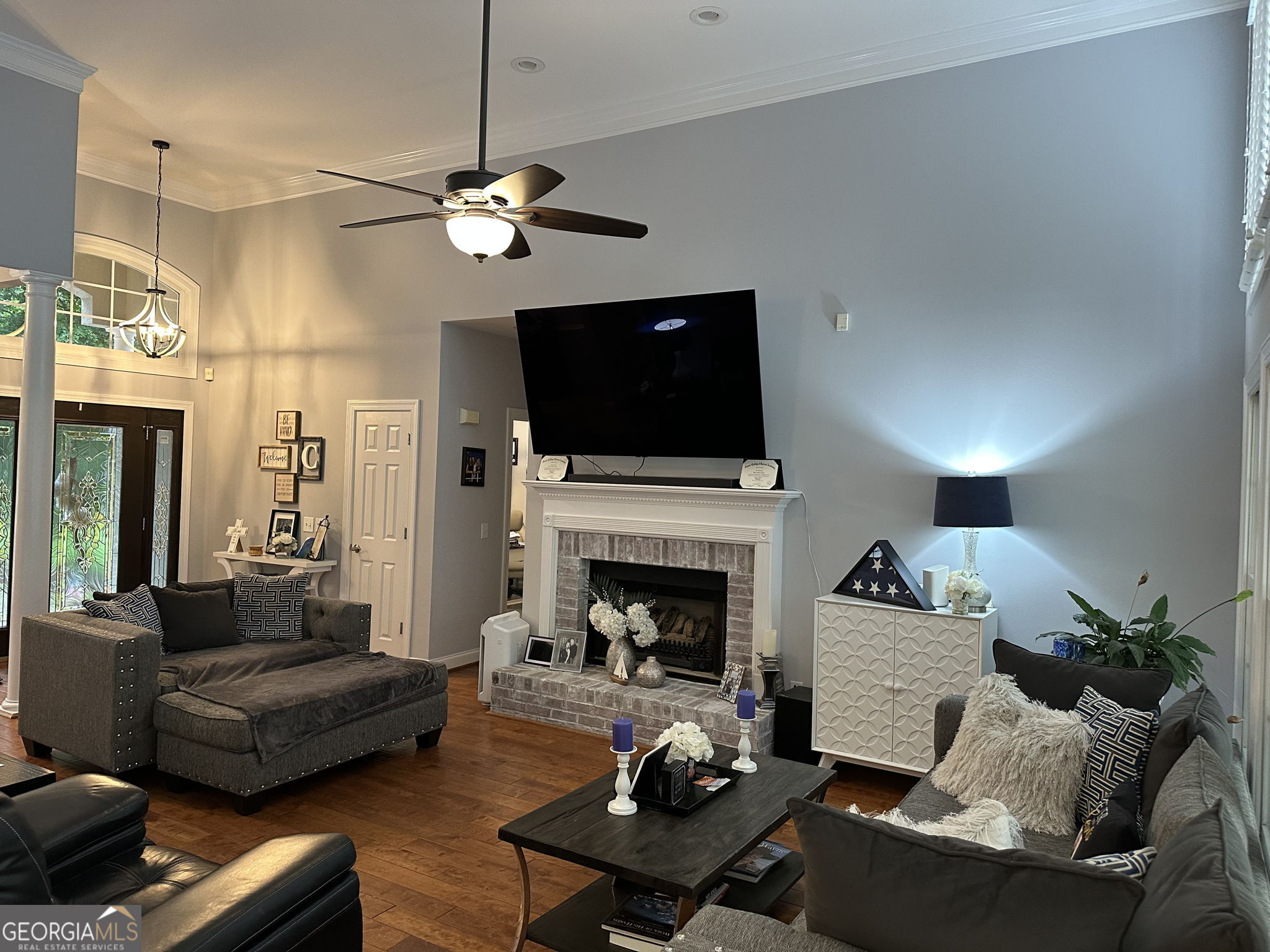 6560 Pond View Court