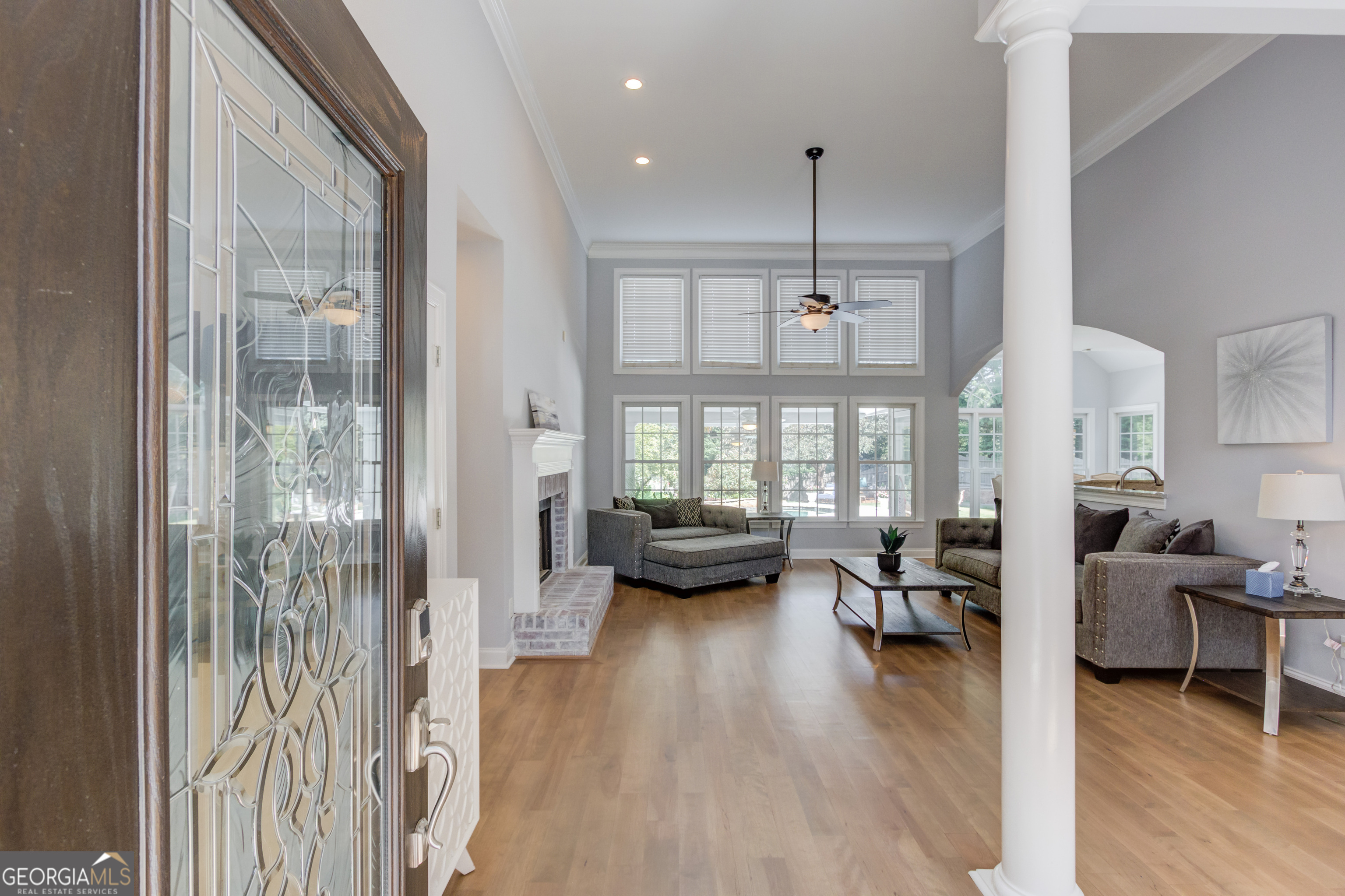 6560 Pond View Court