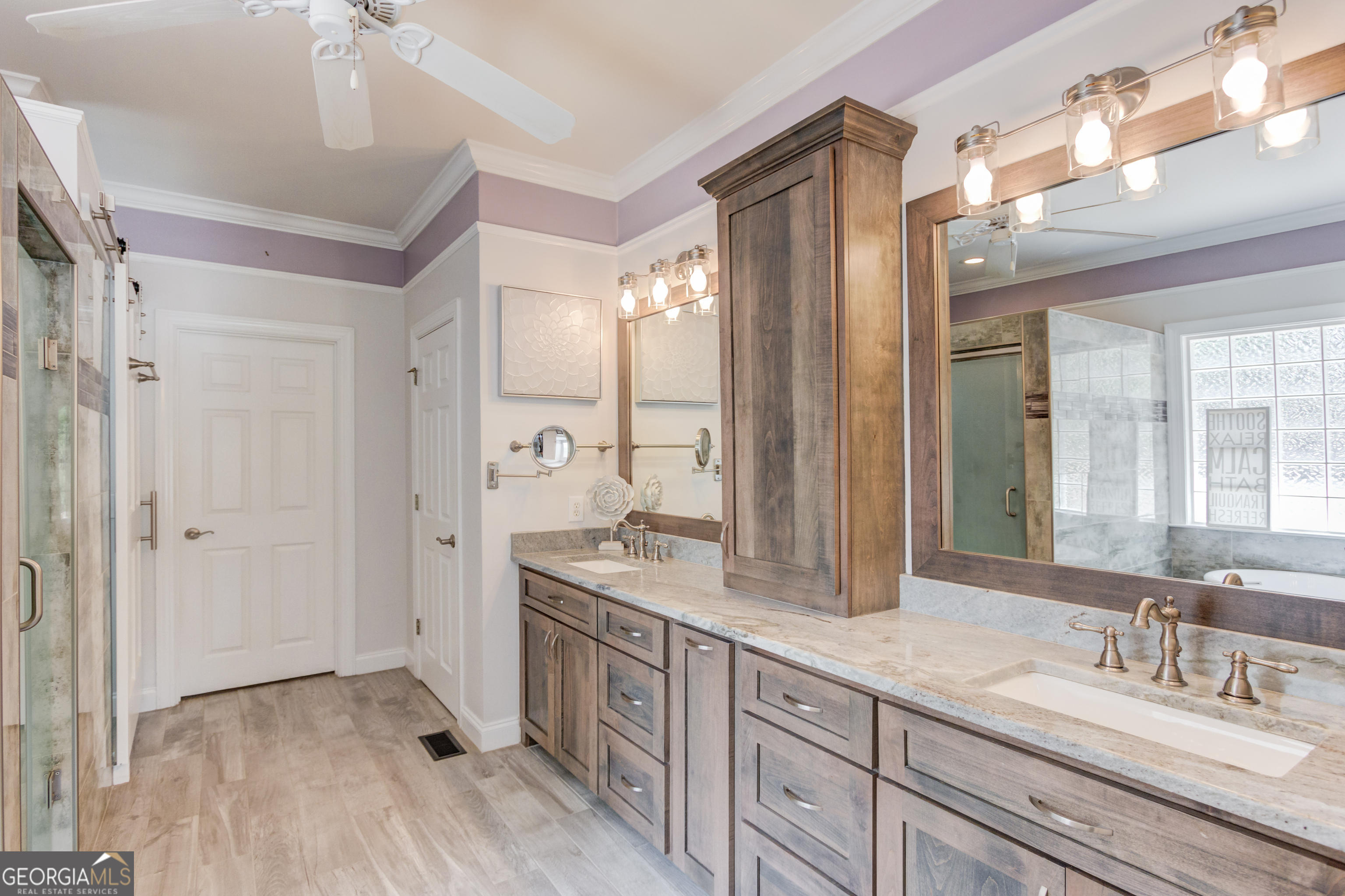 6560 Pond View Court