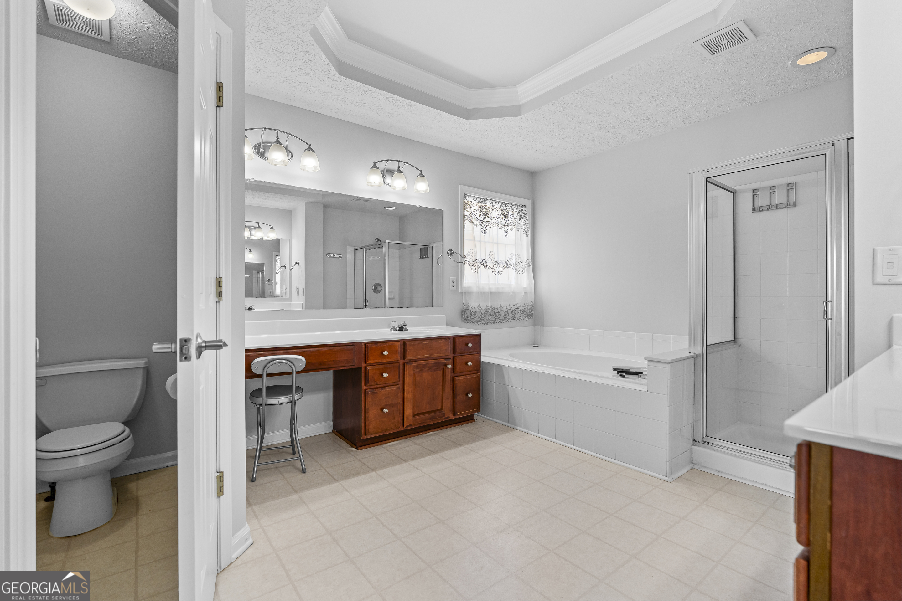 775 Martin Field Drive