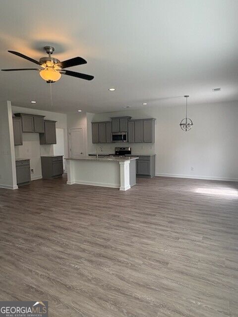 103 Royal Tem Lane