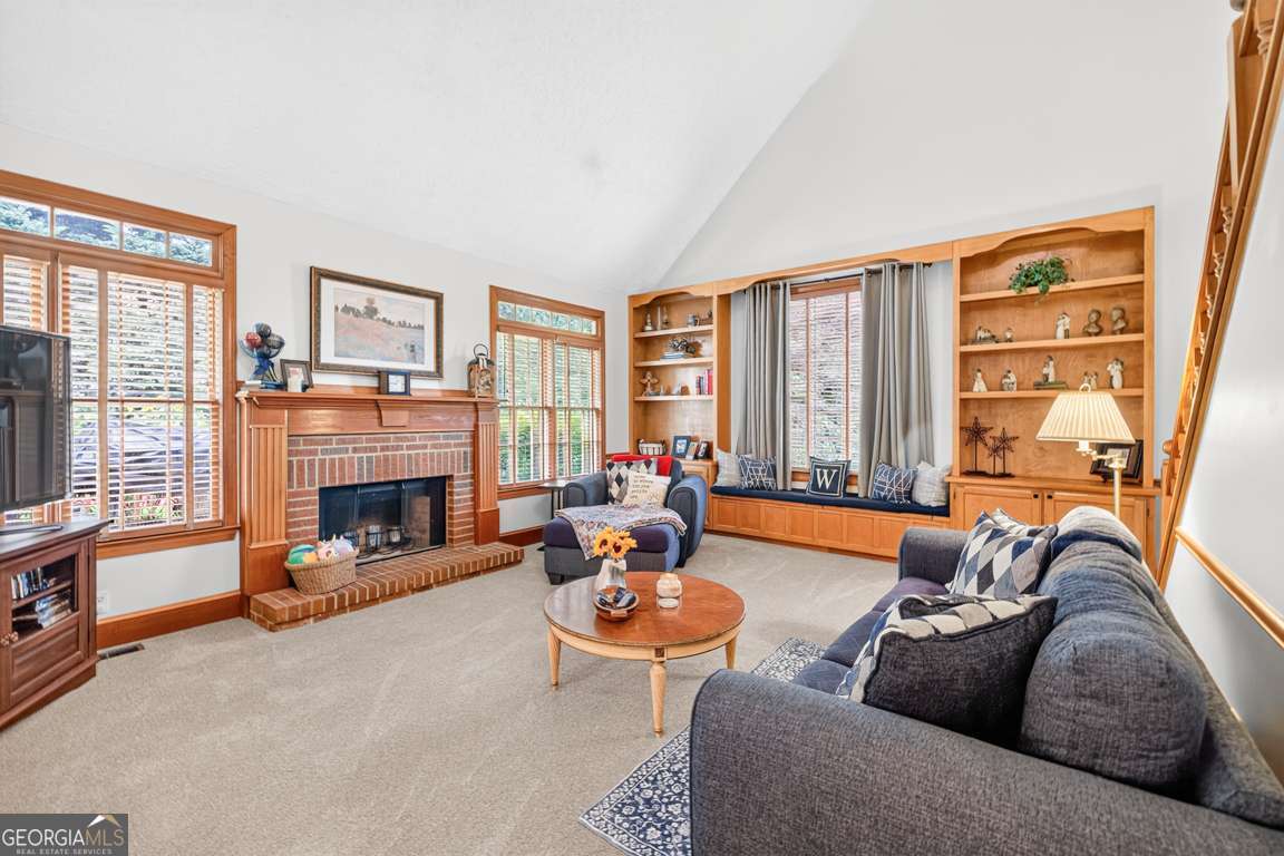 616 Coopers Pond Drive