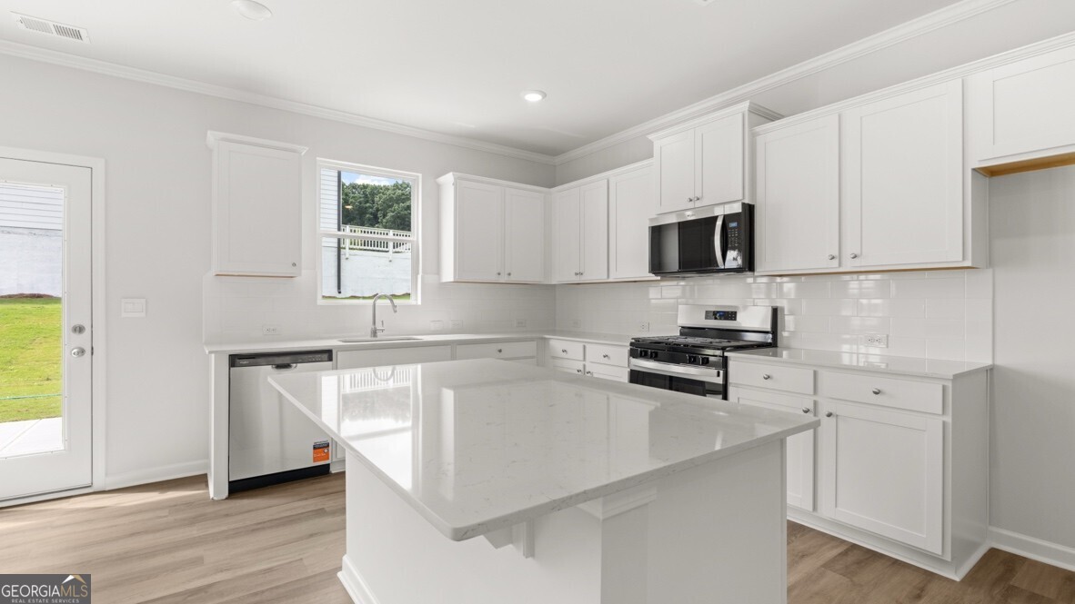 1356 Lincoln Lane