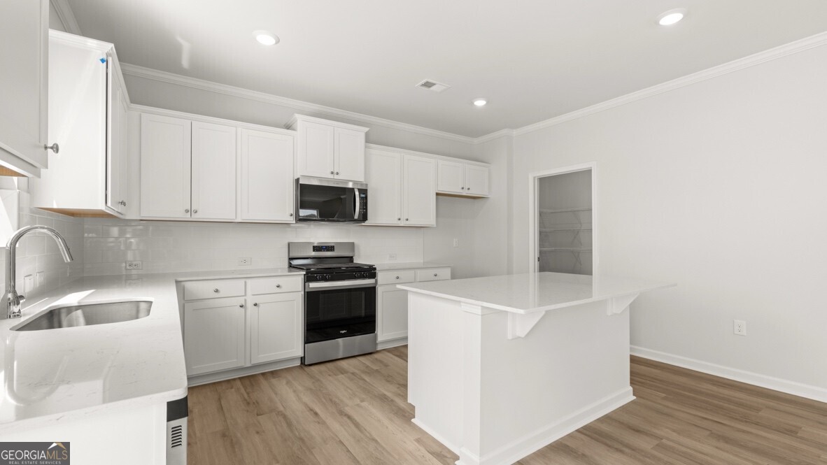 1356 Lincoln Lane