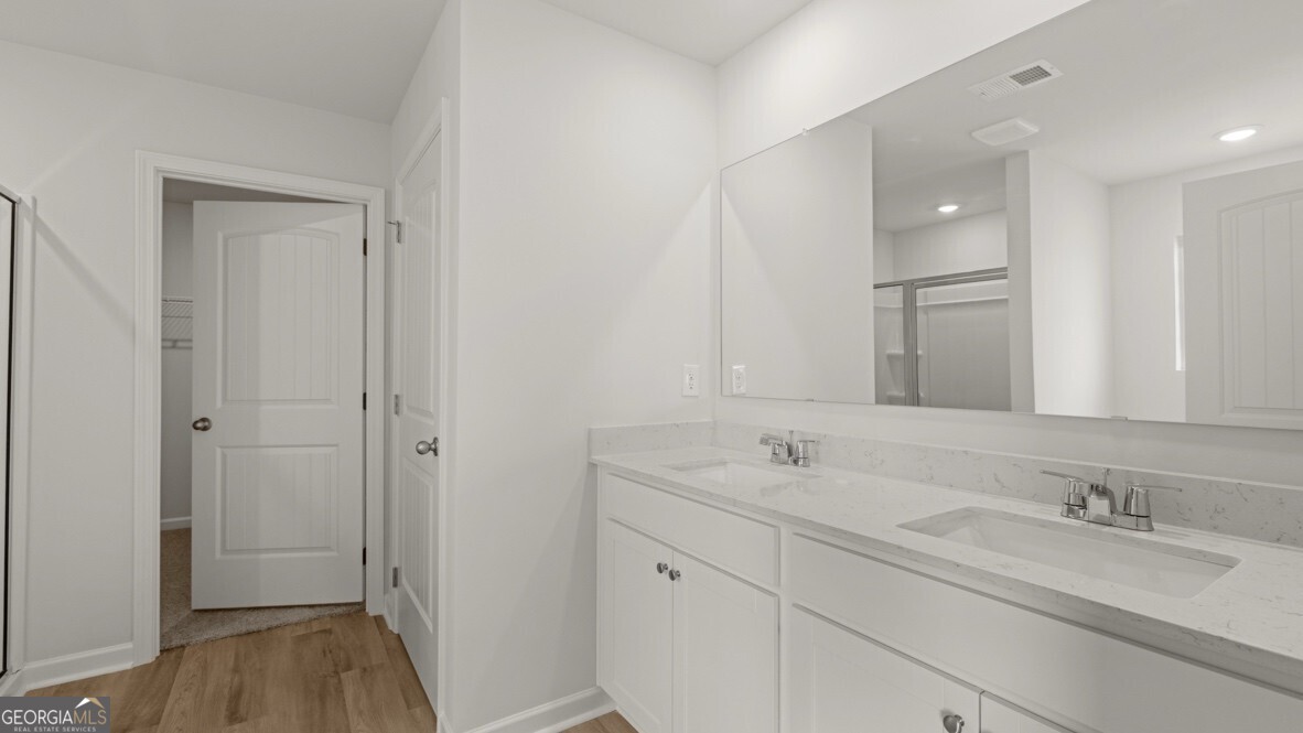 1356 Lincoln Lane