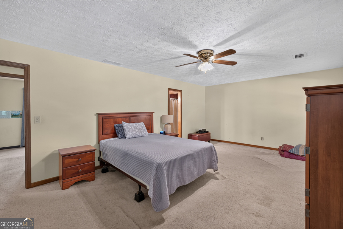 2077 Indian Trail Lilburn Road