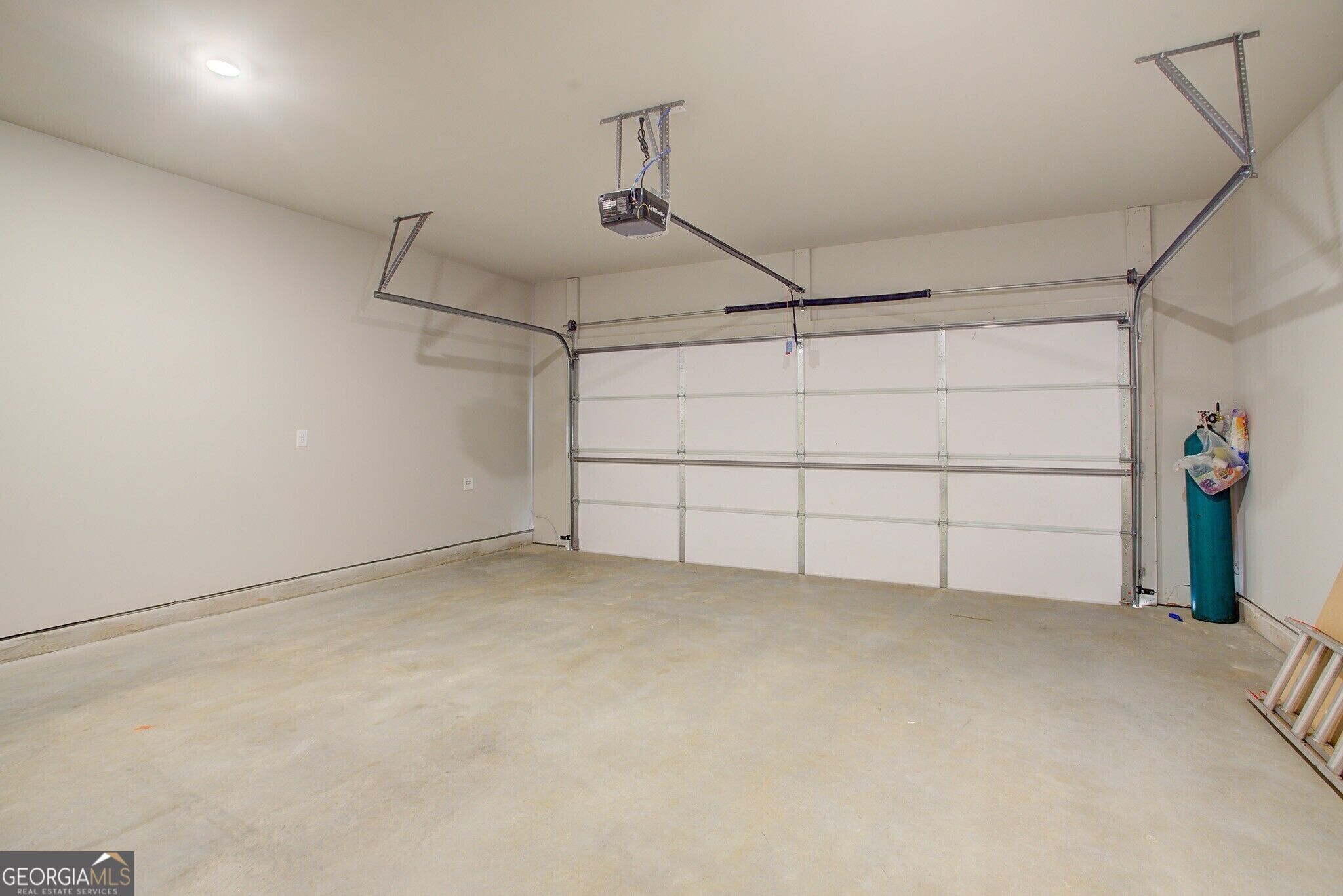 4 Tirian Place