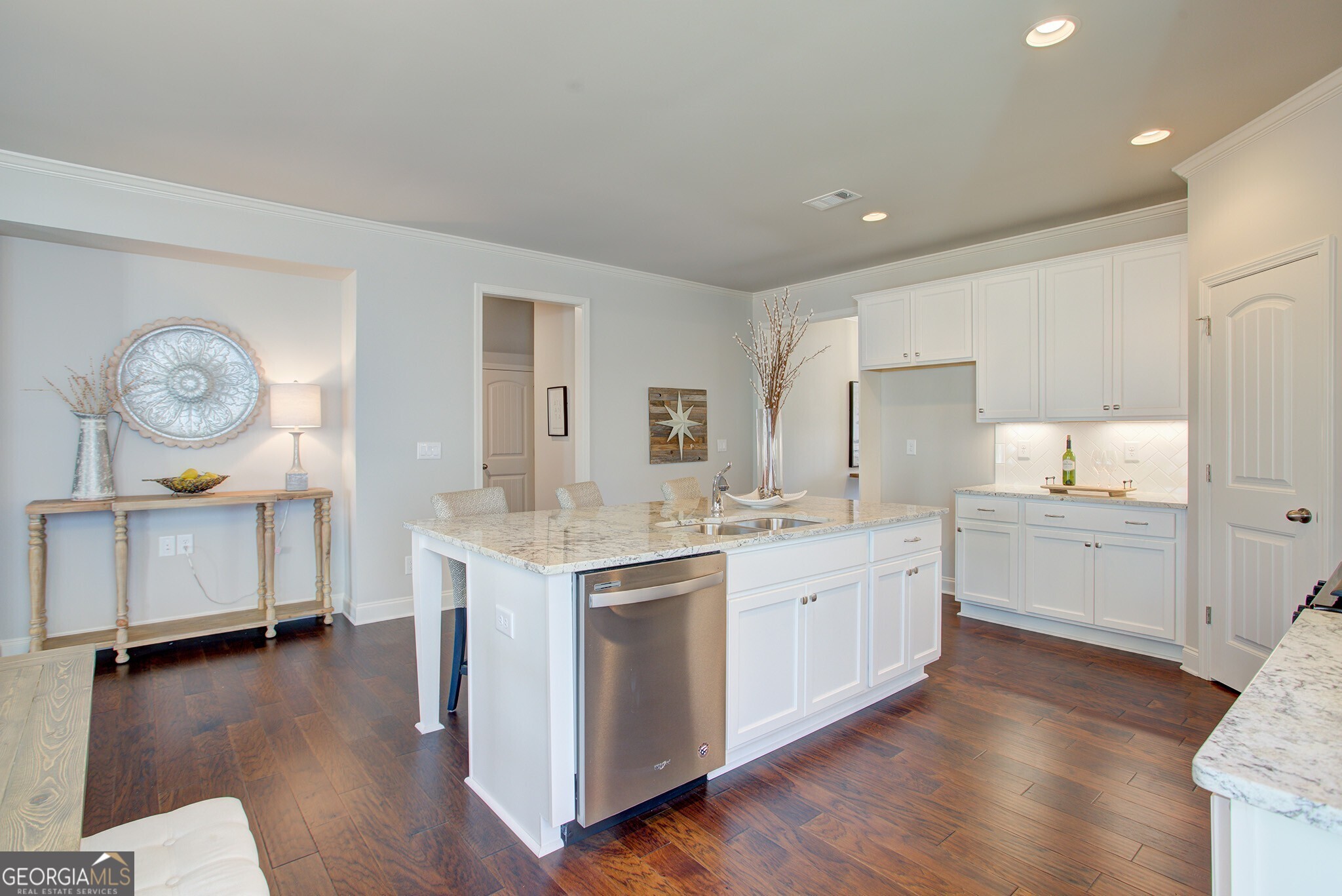 4 Tirian Place