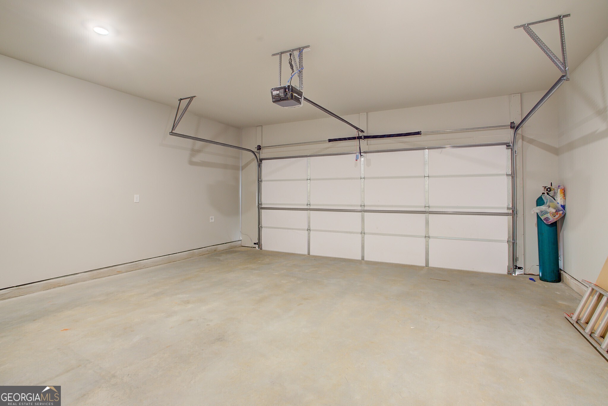 4 Tirian Place