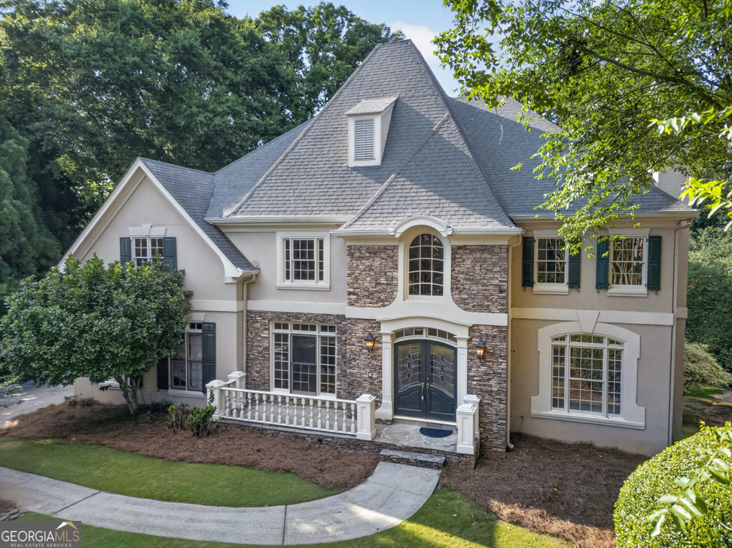 6211 Blackberry Hill