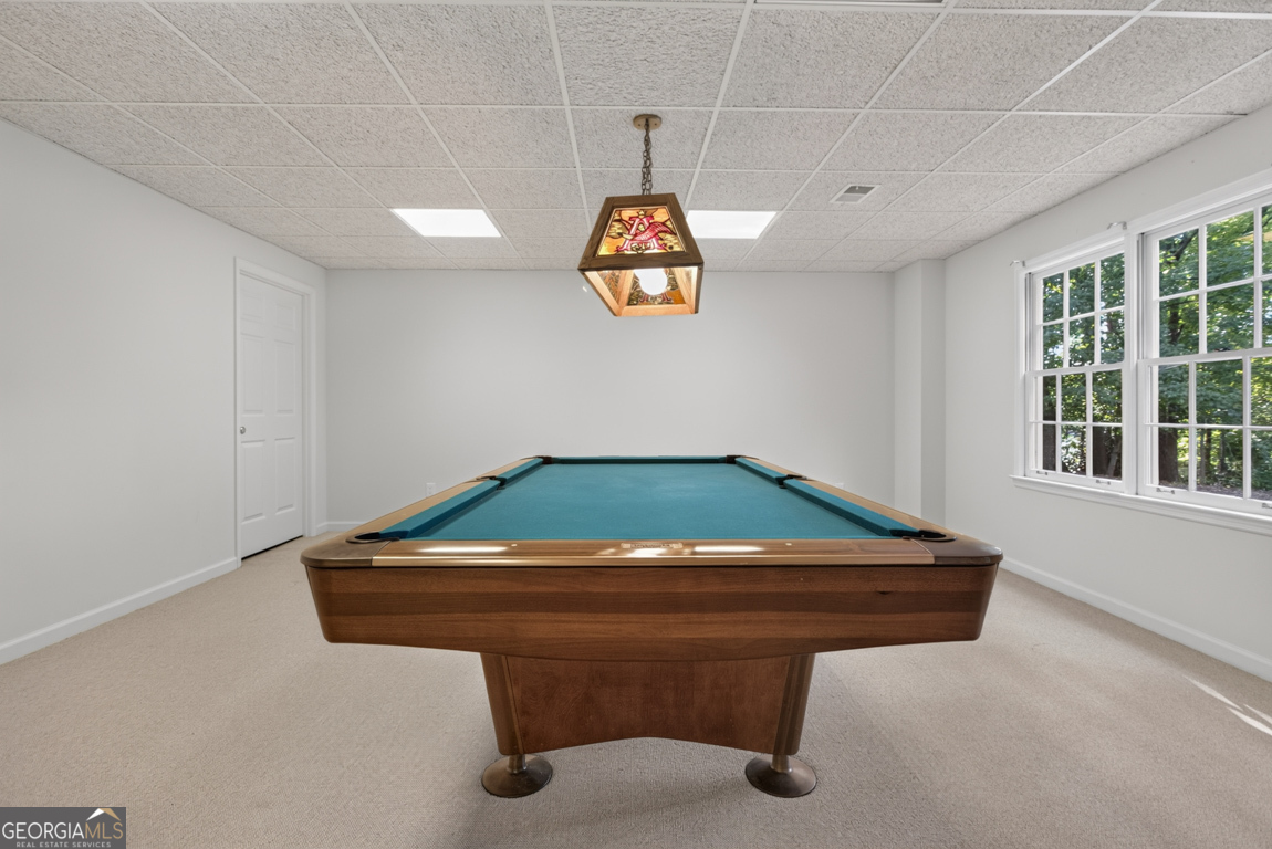 6211 Blackberry Hill