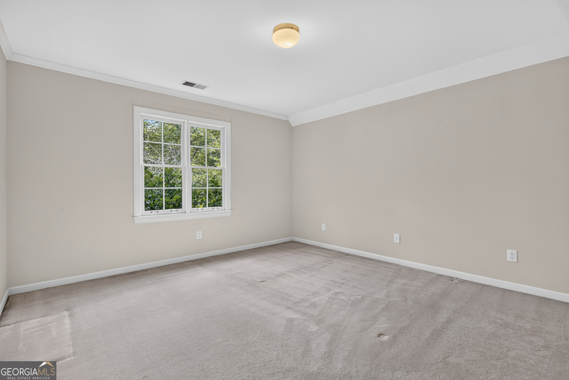 6211 Blackberry Hill