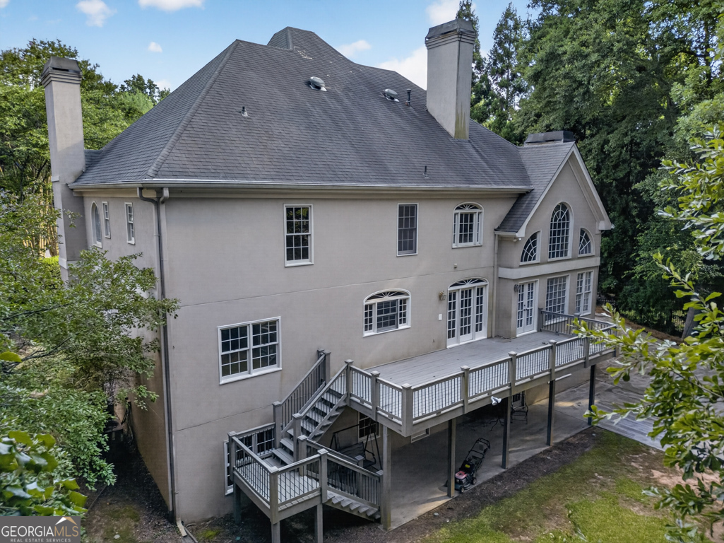 6211 Blackberry Hill