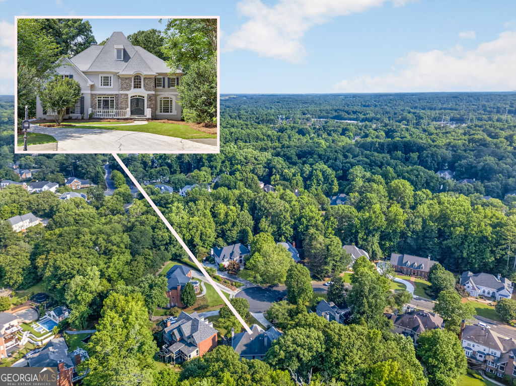 6211 Blackberry Hill