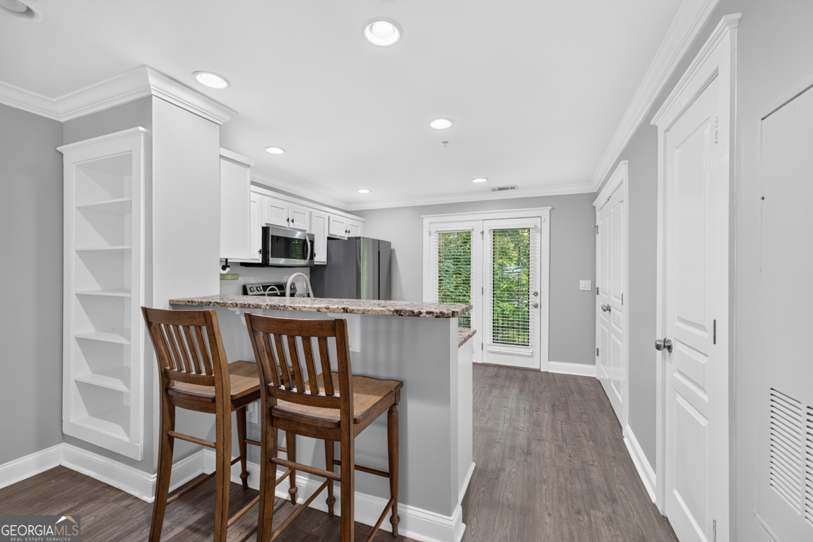 490 Barnett Shoals Road APT 201