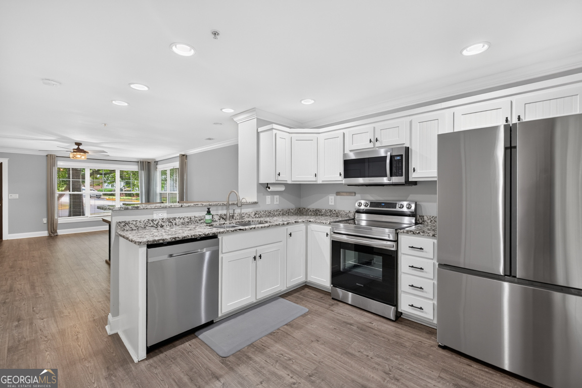 490 Barnett Shoals Road APT 201