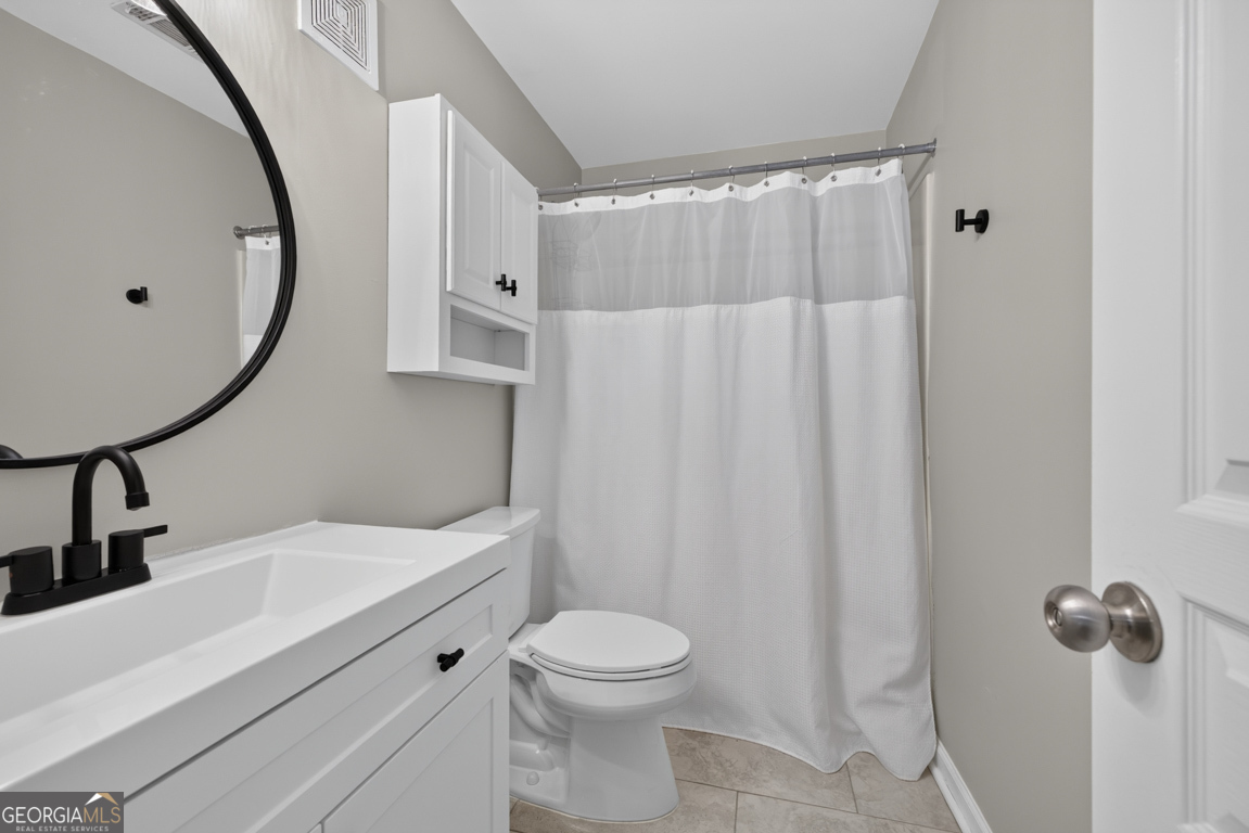490 Barnett Shoals Road APT 201