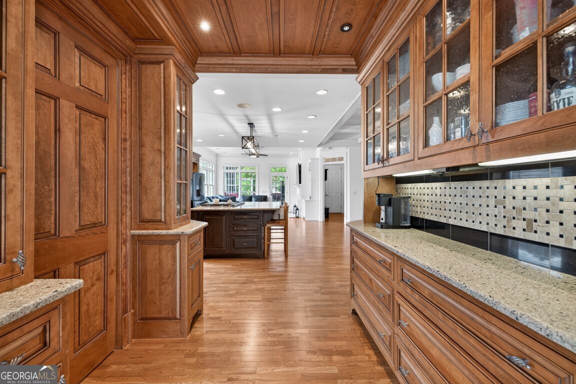 2753 Bungalow Place