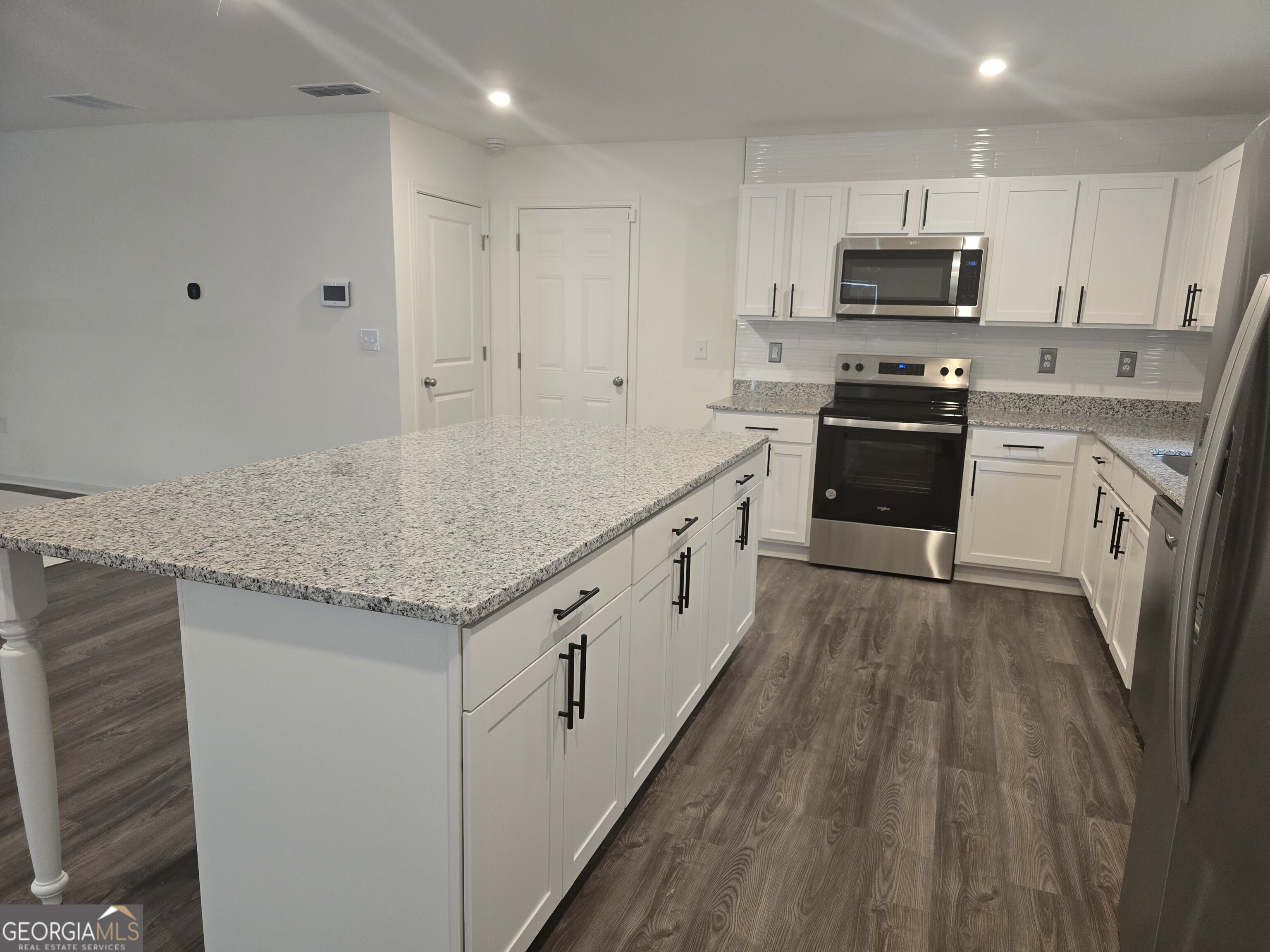 612 Leisure Pointe Road