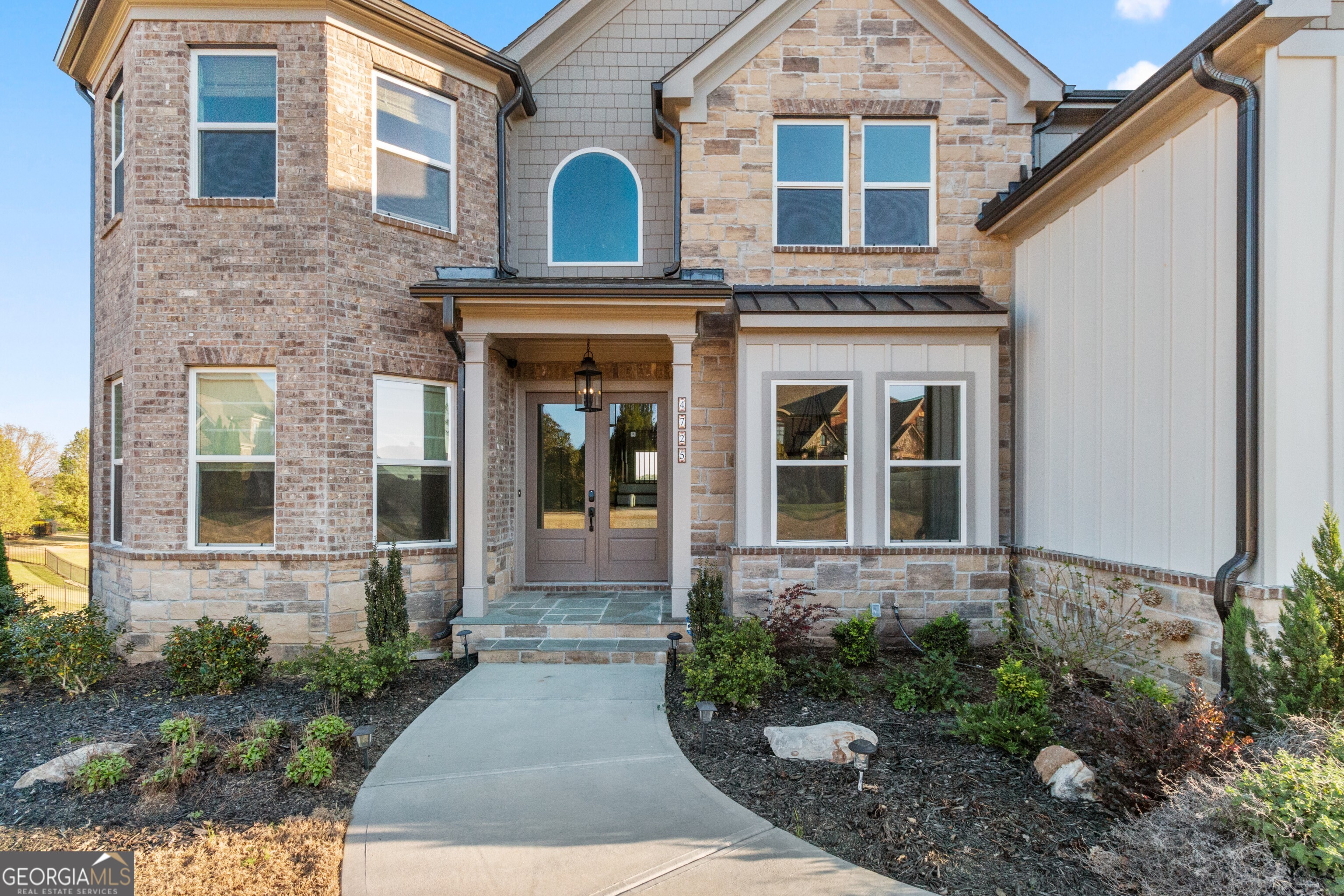 4725 Cardinal Ridge Way