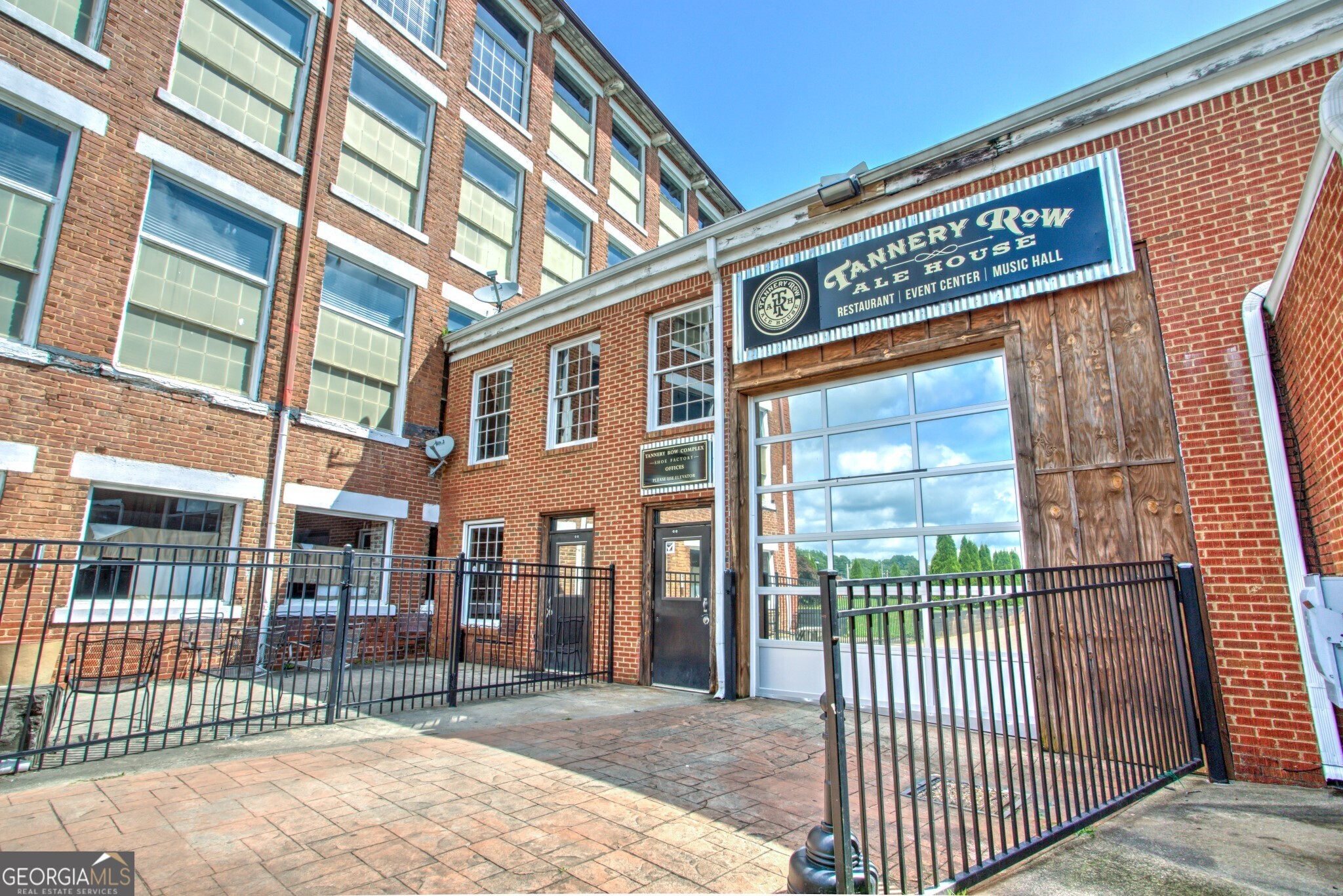 120 N Gwinnett Street