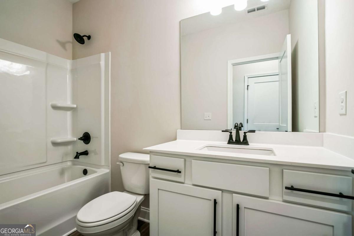 153 Barton Springs