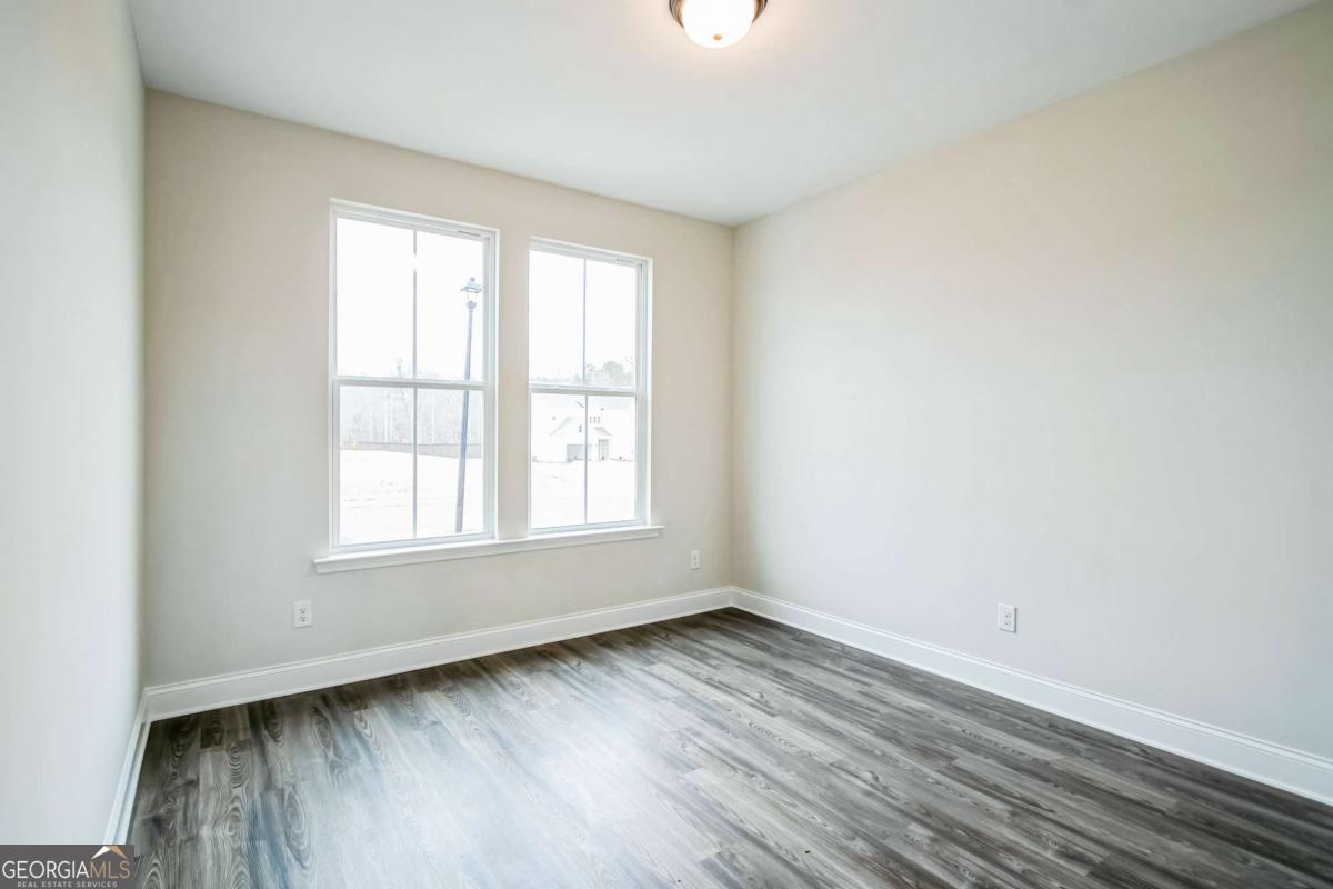 153 Barton Springs
