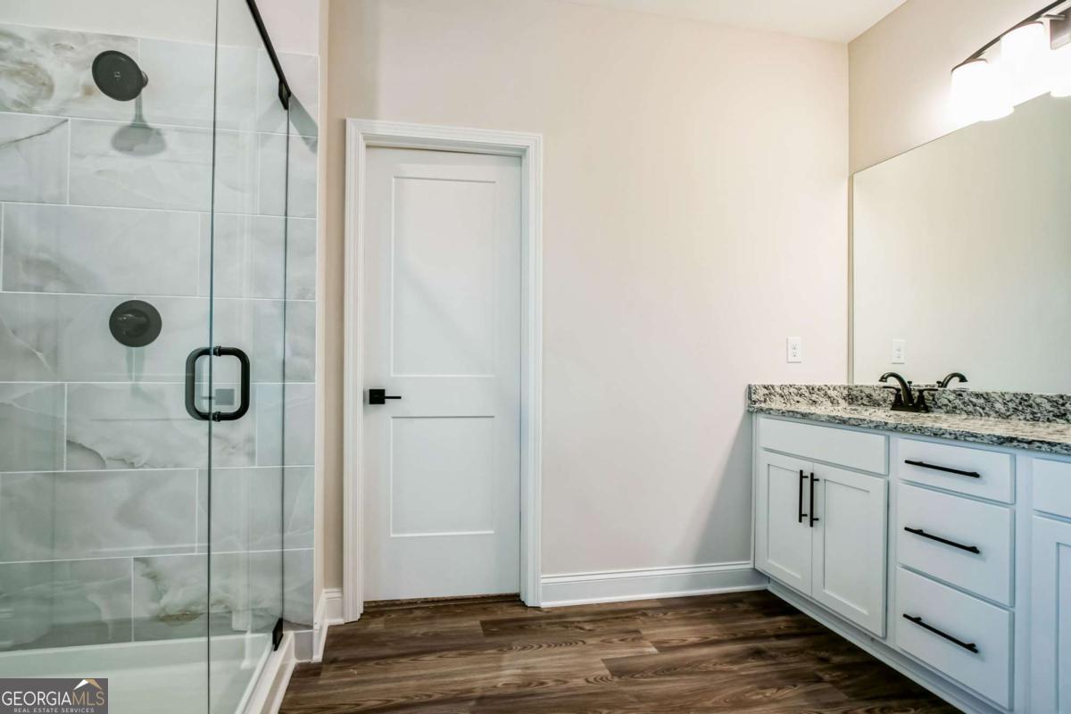 153 Barton Springs