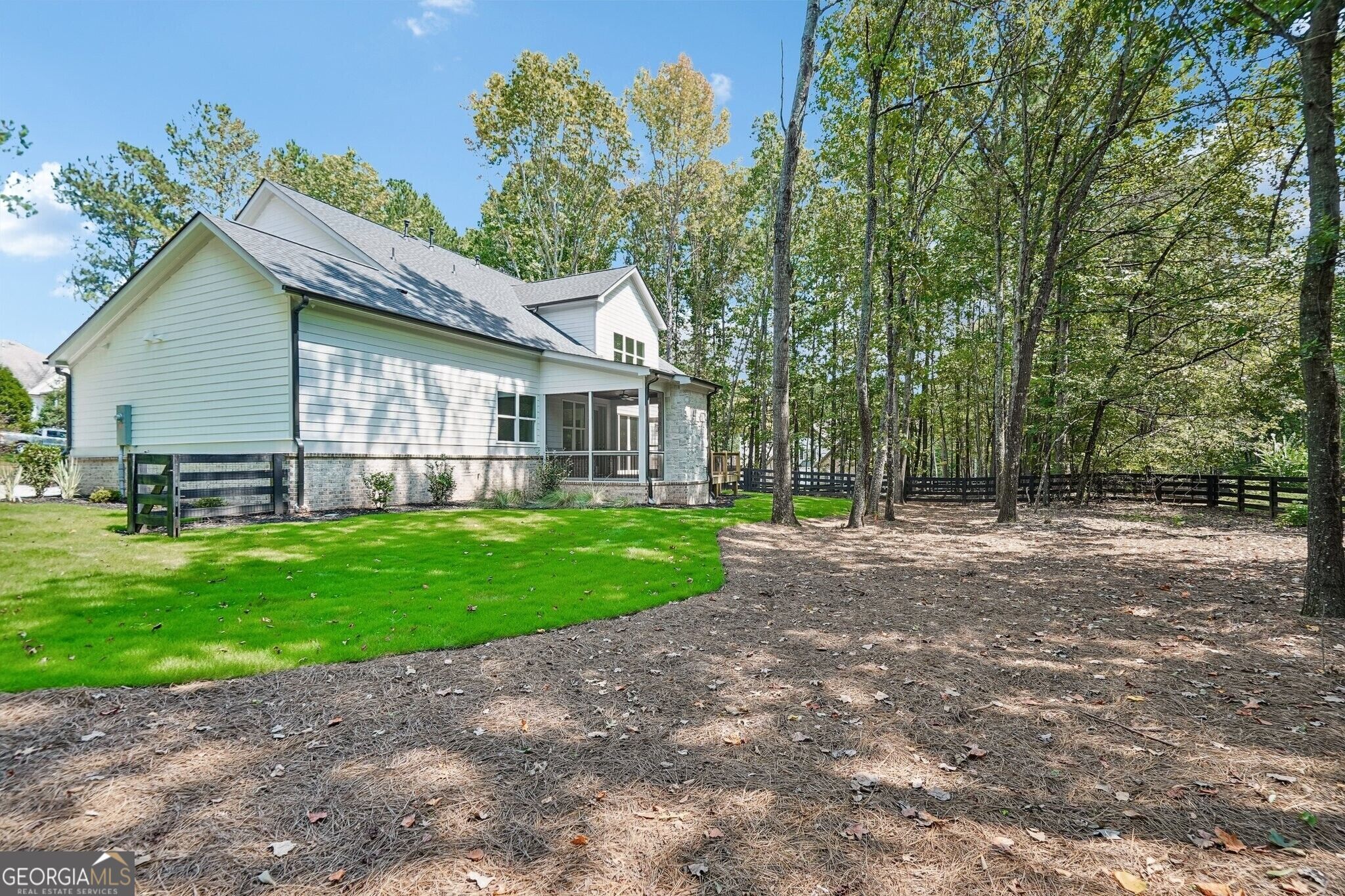 2390 Glade Overlook
