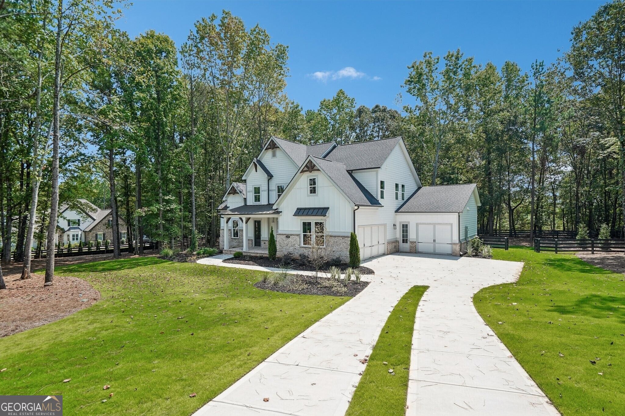 2390 Glade Overlook