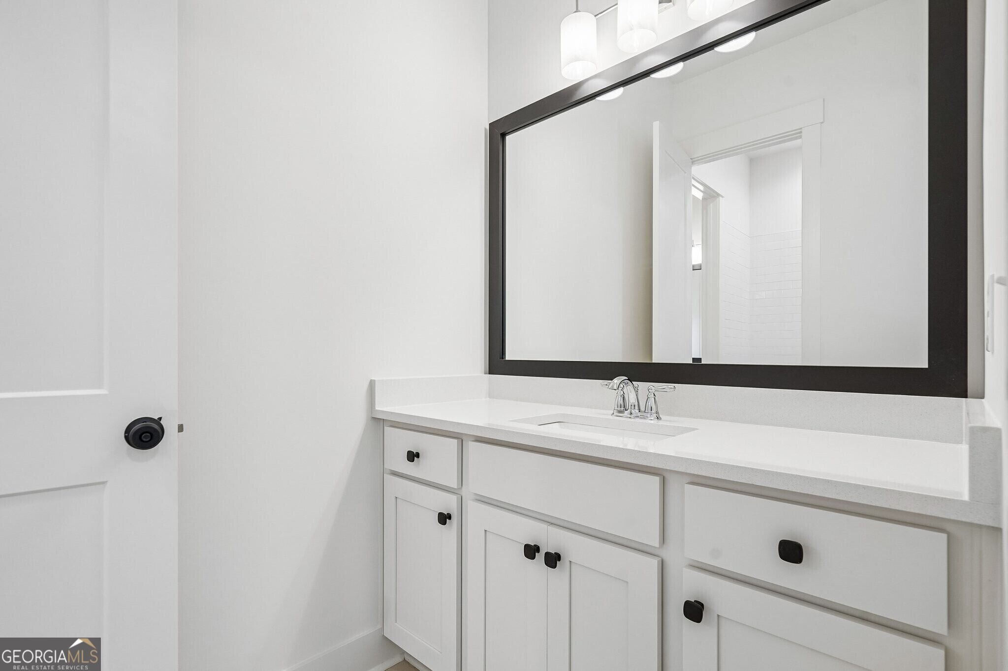 2390 Glade Overlook