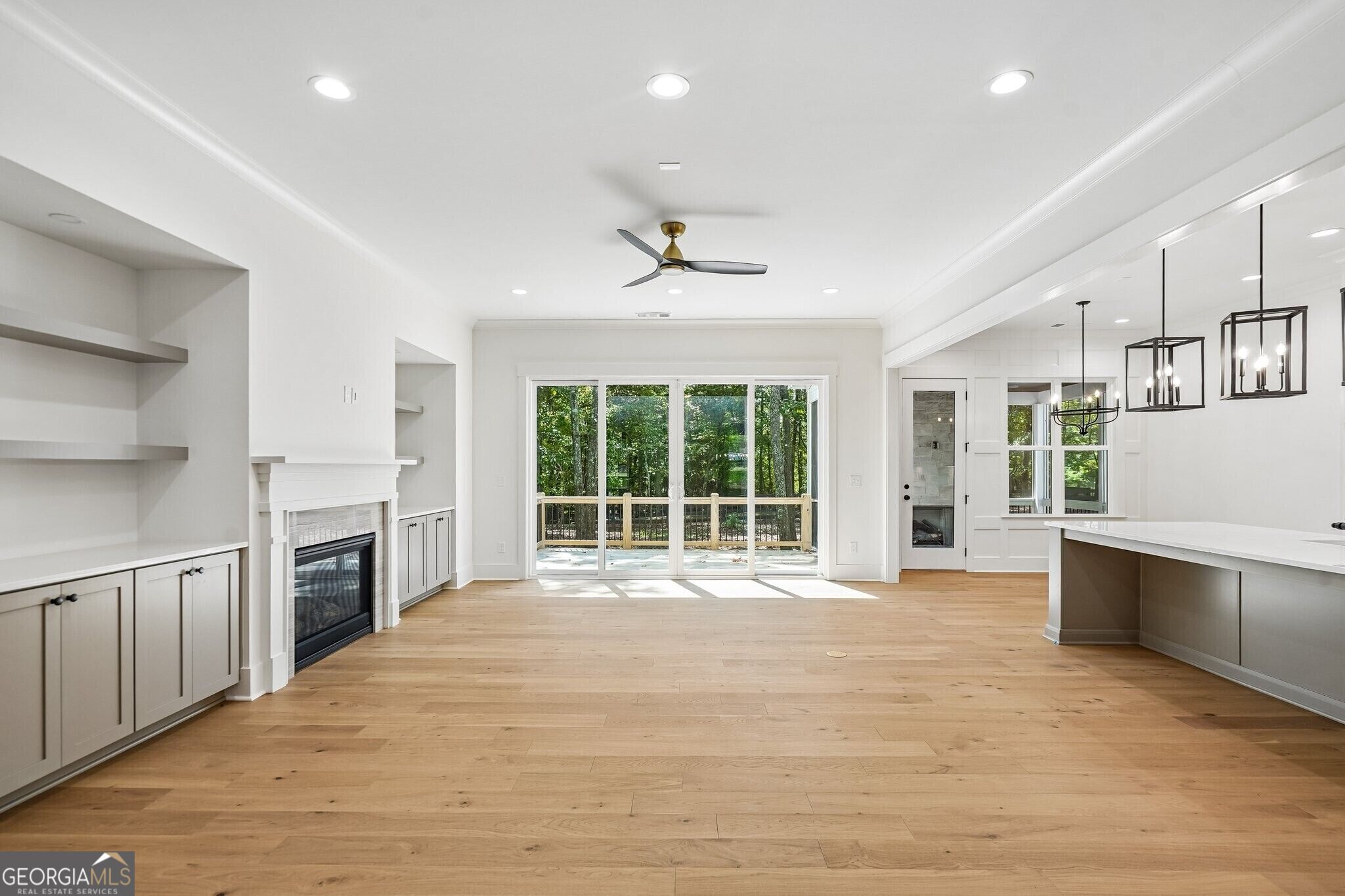 2390 Glade Overlook