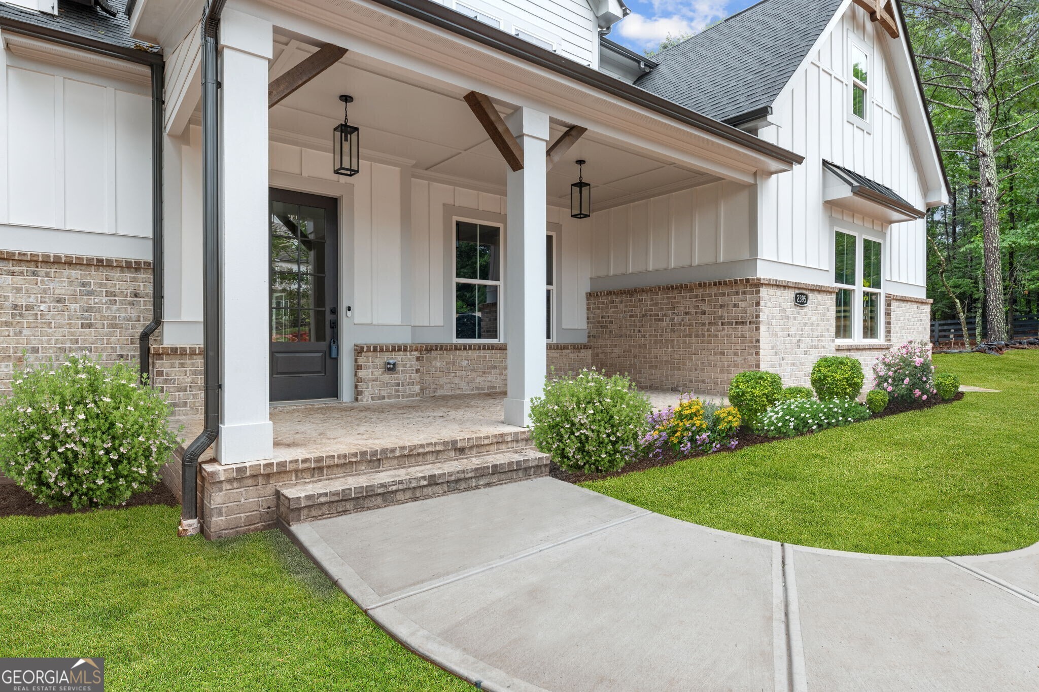 2390 Glade Overlook