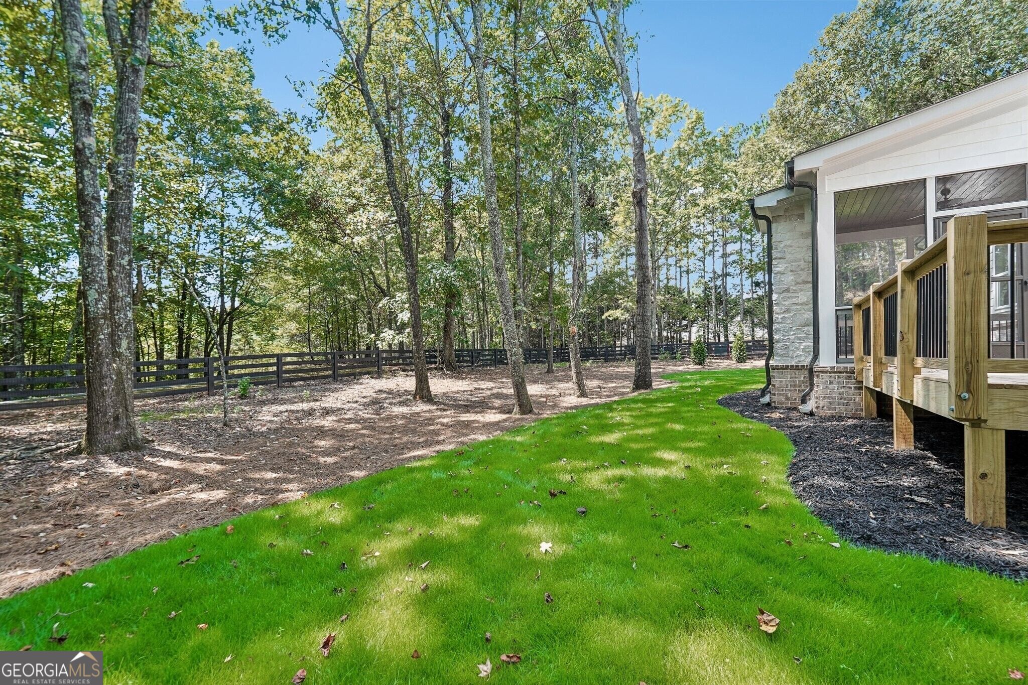 2390 Glade Overlook
