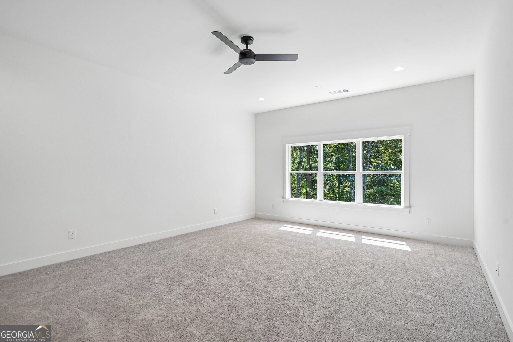2390 Glade Overlook