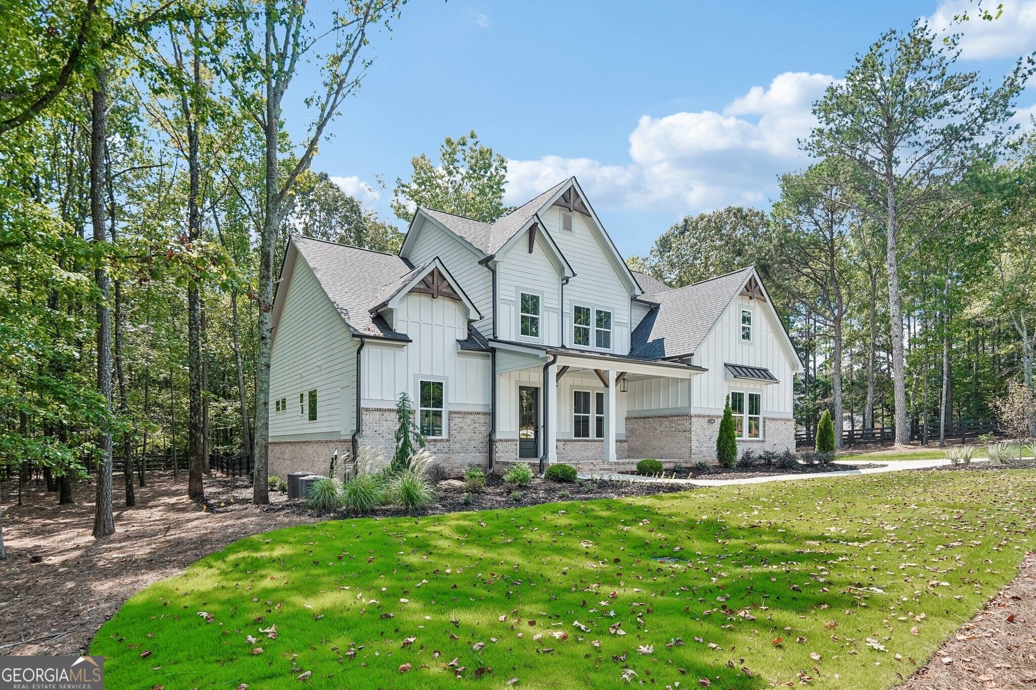 2390 Glade Overlook
