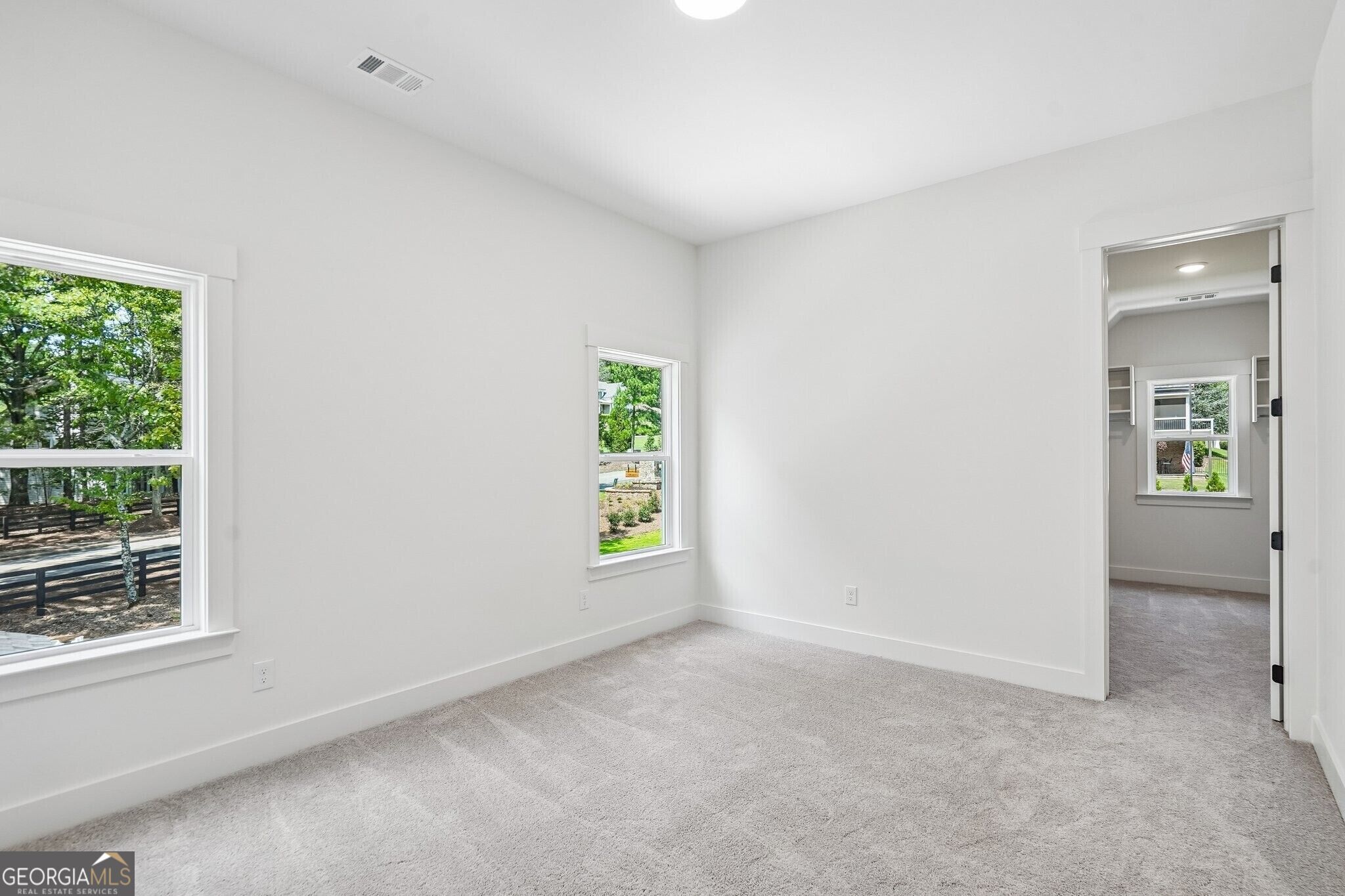 2390 Glade Overlook