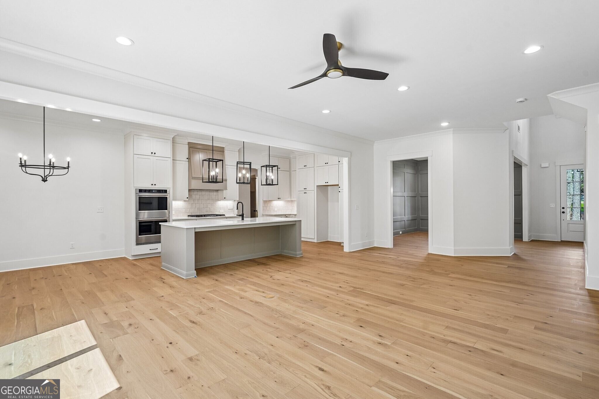 2390 Glade Overlook