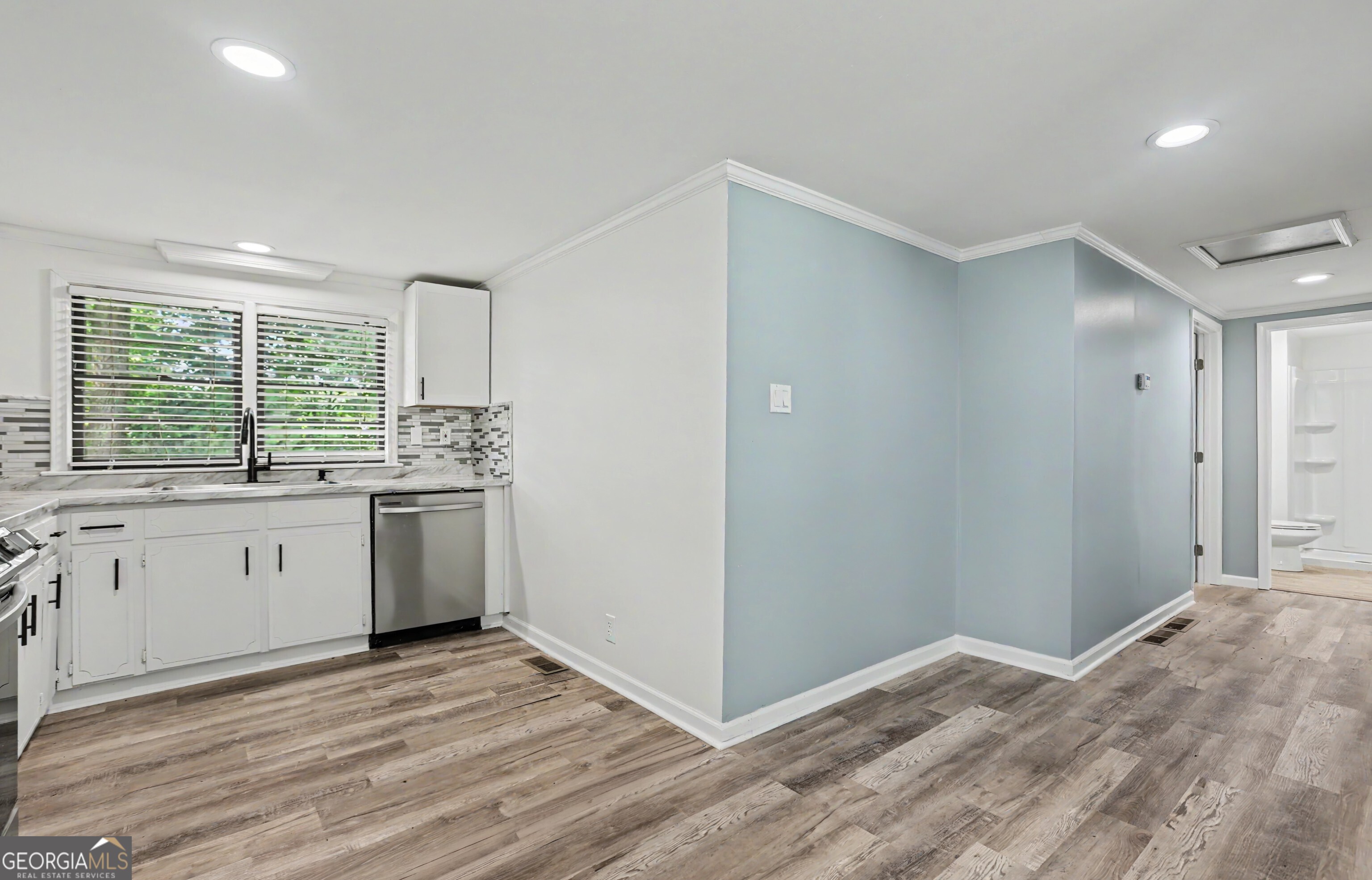 3338 Bailey Road