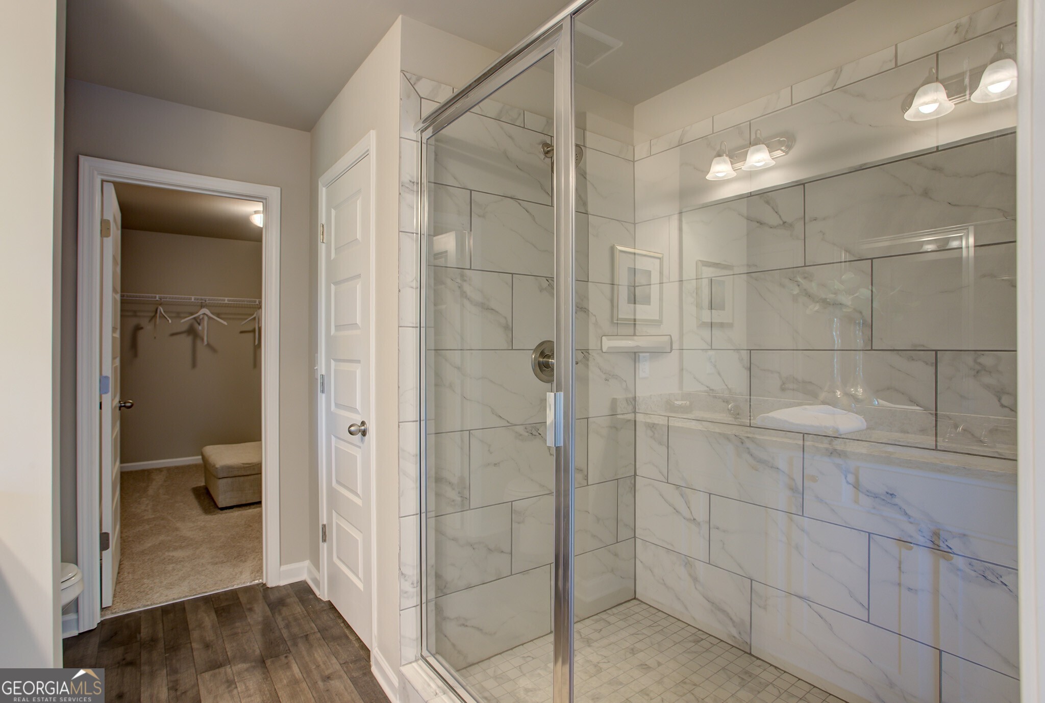 210 Ruby Robin Drive