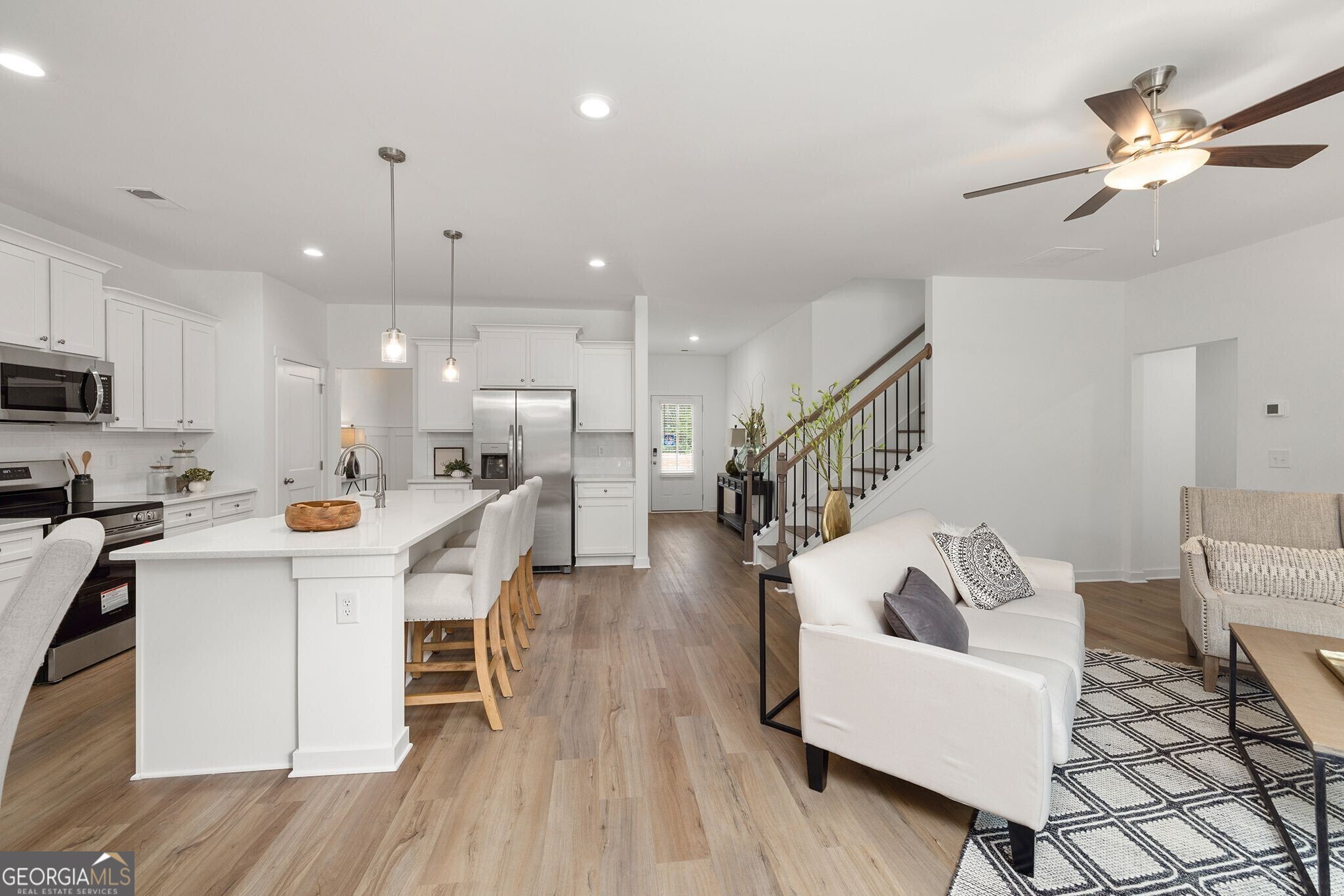 220 Ruby Robin Road