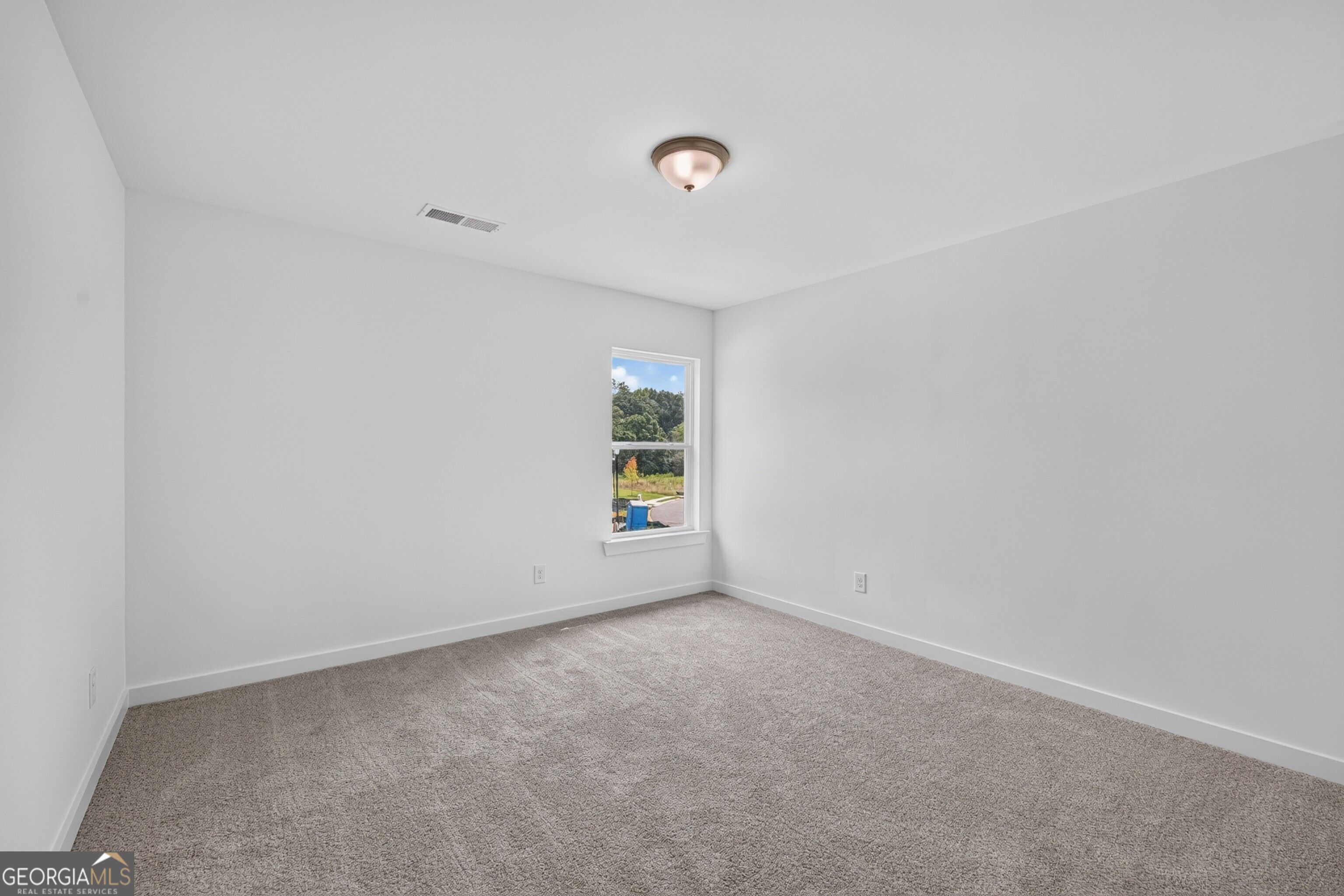 220 Ruby Robin Road