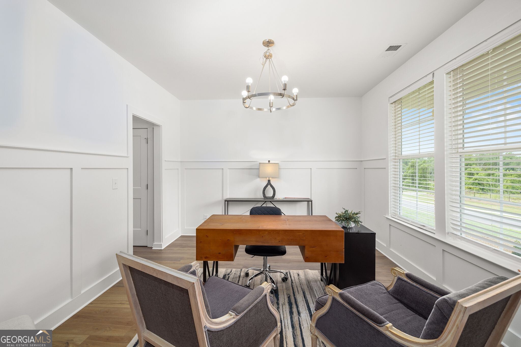 220 Ruby Robin Road