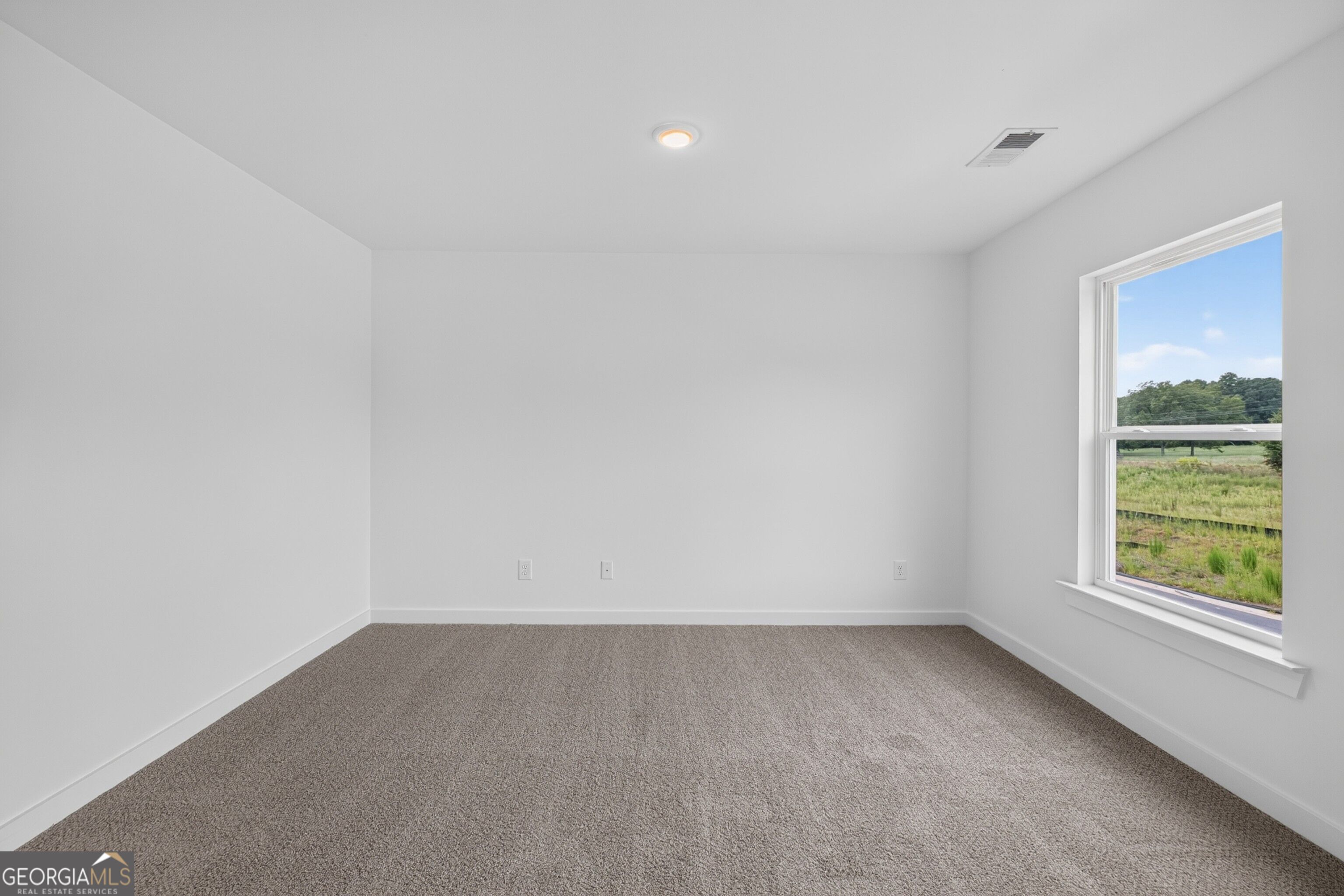 220 Ruby Robin Road